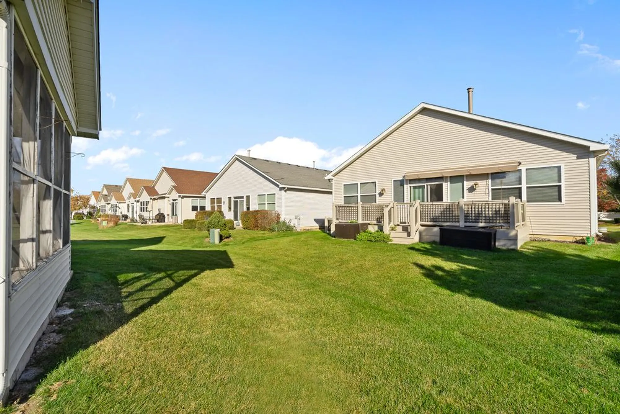 Property Slideshow image 28 of 34 | 721 s wellston ln, Romeoville, IL, 60446