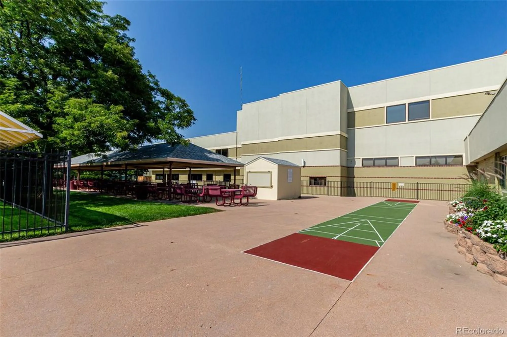 Property Slideshow image 34 of 34 | 635 s alton way 4b, Denver, CO, 80247