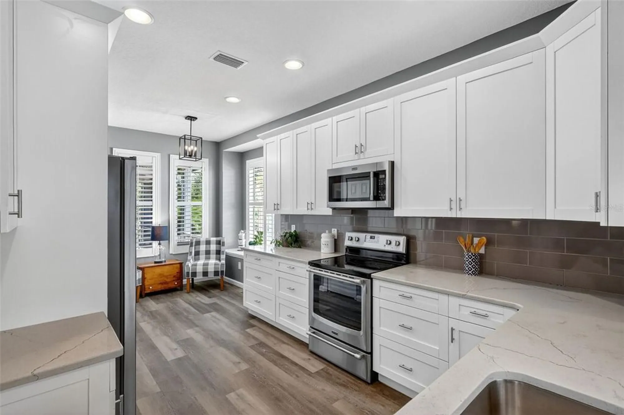 Property Slideshow image 29 of 77 | 5610 golden isles dr, Apollo Beach, FL, 33572