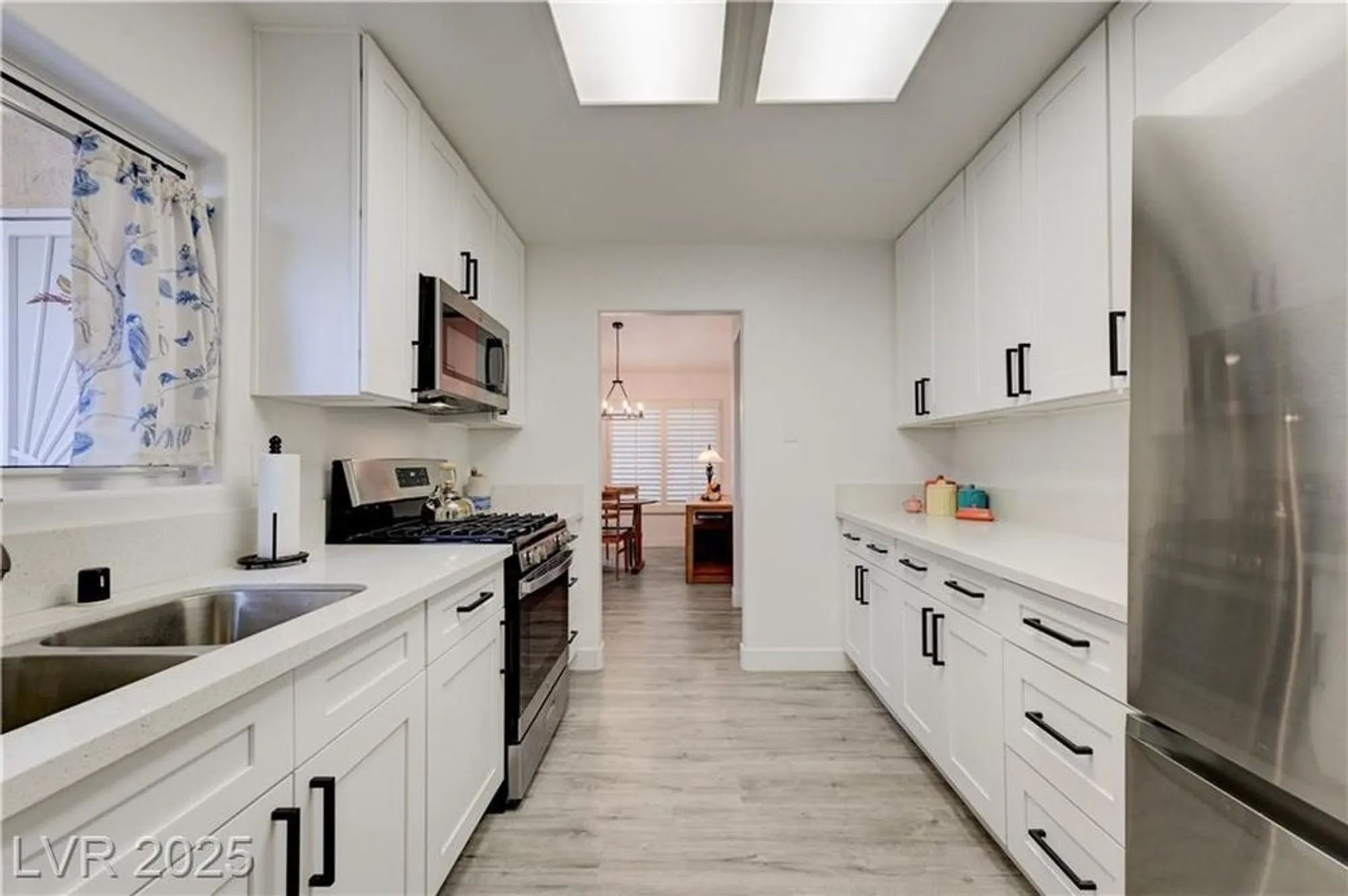 Property Slideshow image 25 of 67 | 2125 hallston st, Las Vegas, NV, 89134