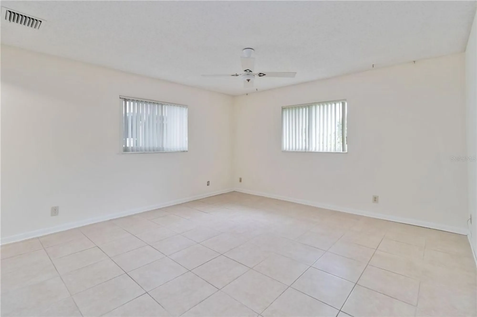Property Slideshow image 27 of 57 | 735 nw 73rd ter, Margate, FL, 33063