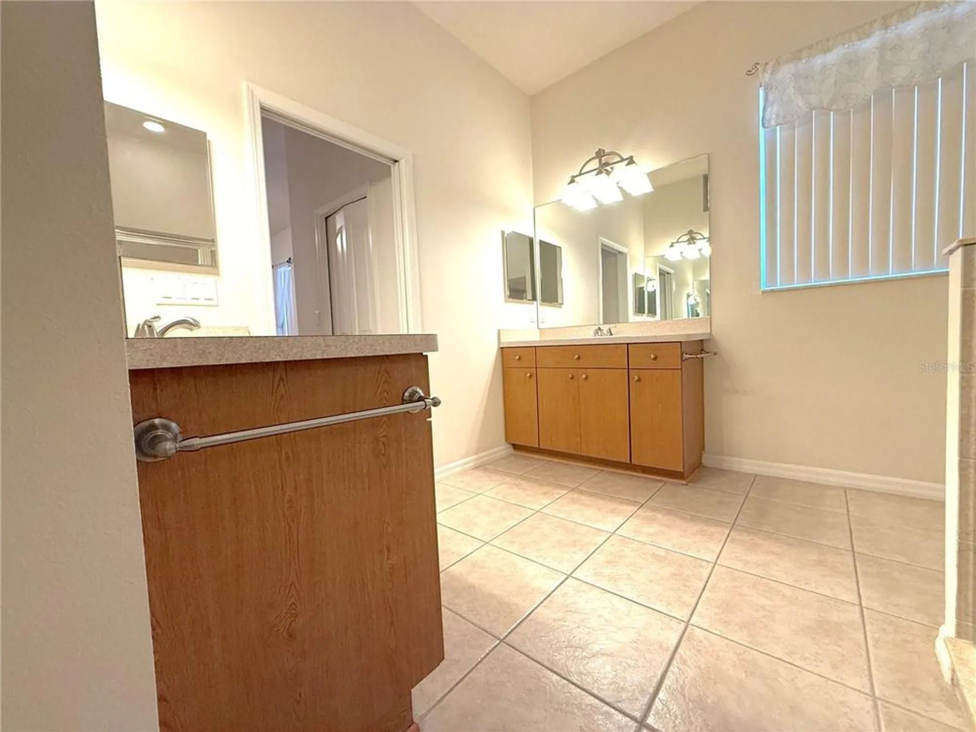 Property Slideshow image 27 of 31 | 11204 clear oak cir, New Port Richey, FL, 34654
