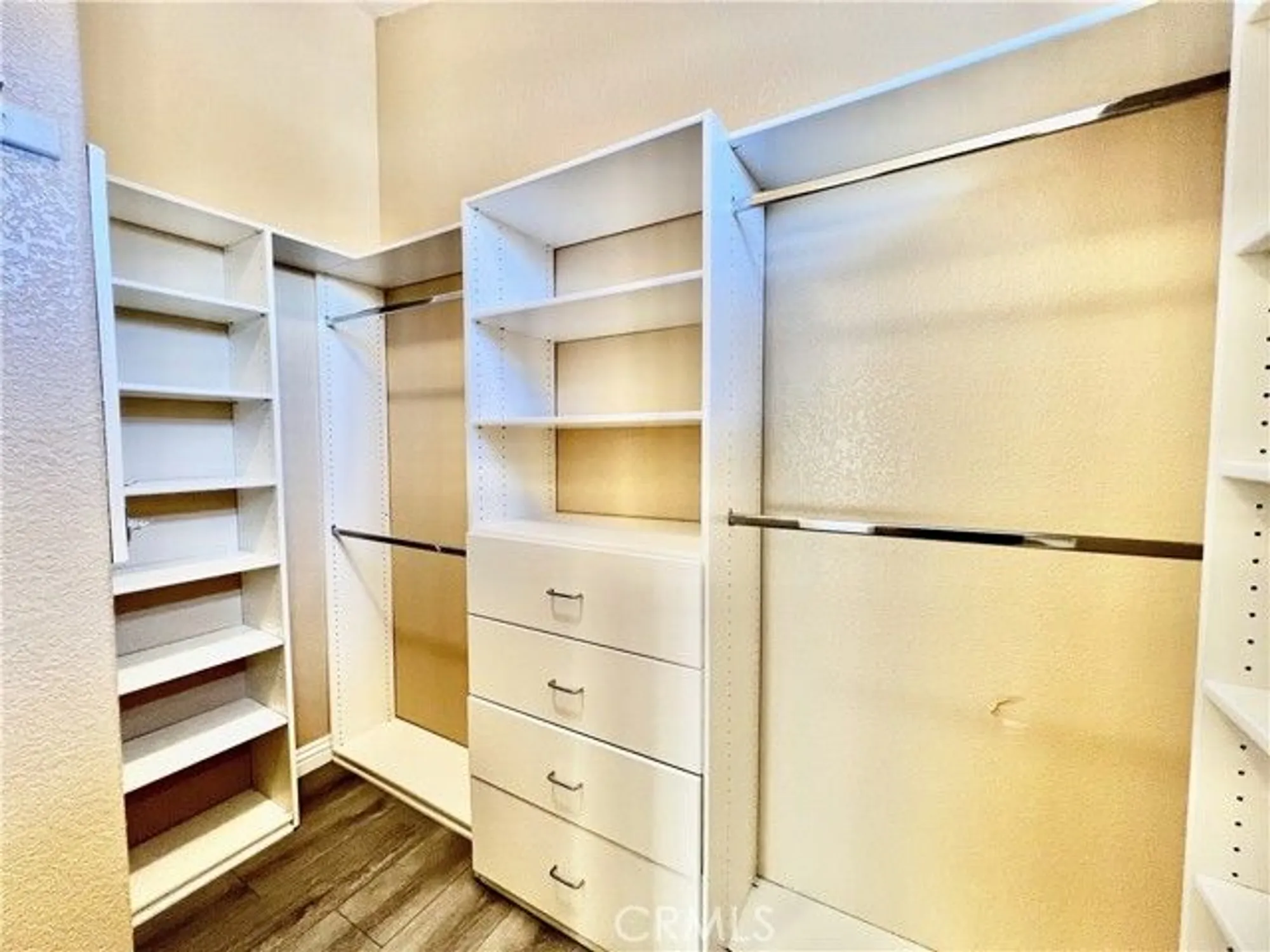 Property Slideshow image 20 of 34 | 26933 circus dr, Menifee, CA, 92585