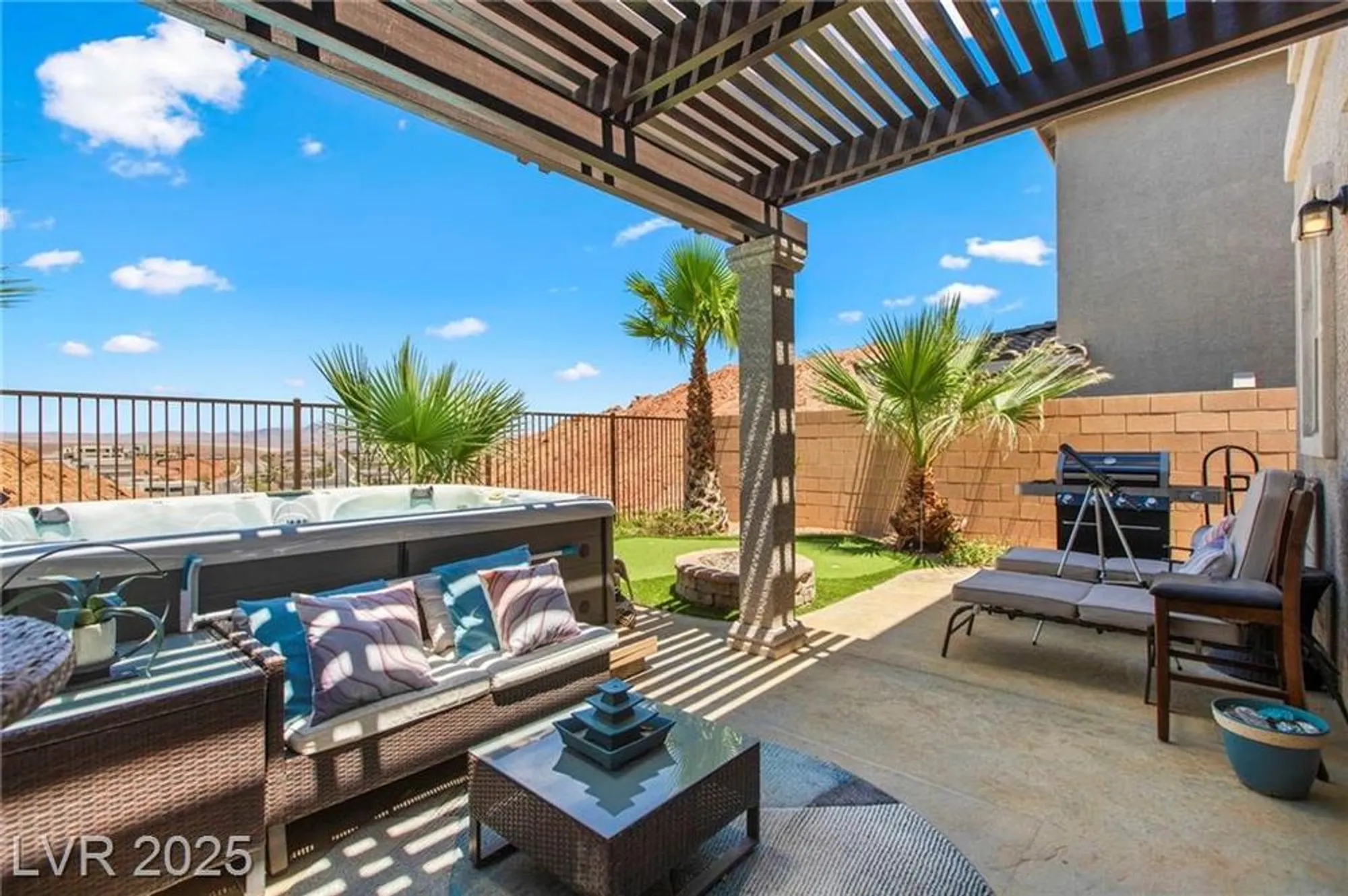 Property Slideshow image 31 of 42 | 44 moon hill dr, Henderson, NV, 89011