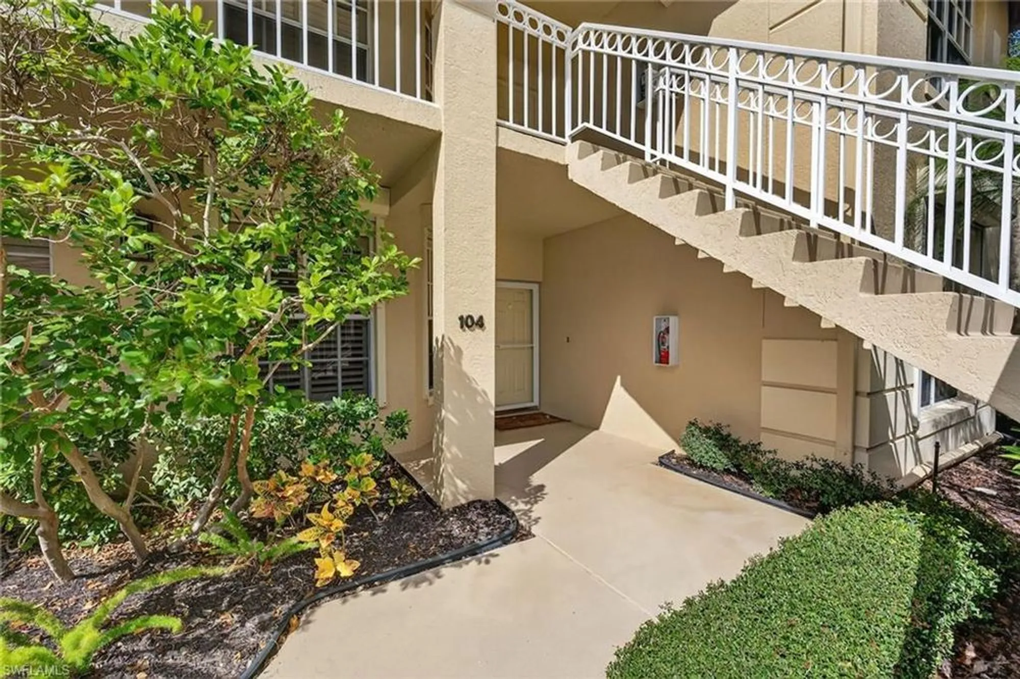 Property Slideshow image 38 of 49 | 4161 sawgrass point dr 104, Bonita Springs, FL, 34134