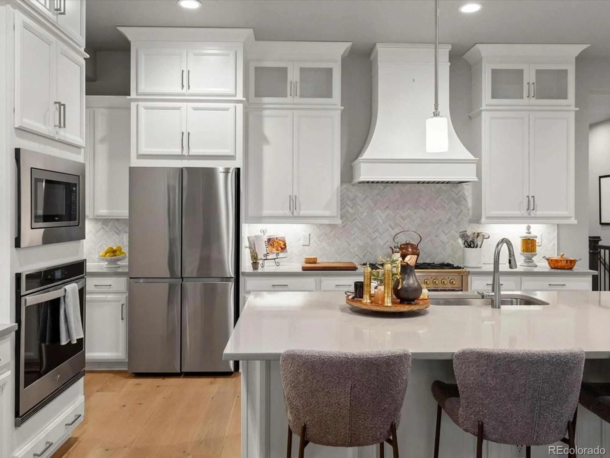 Property Slideshow image 8 of 38 | 9035 s shawnee ct, Aurora, CO, 80016