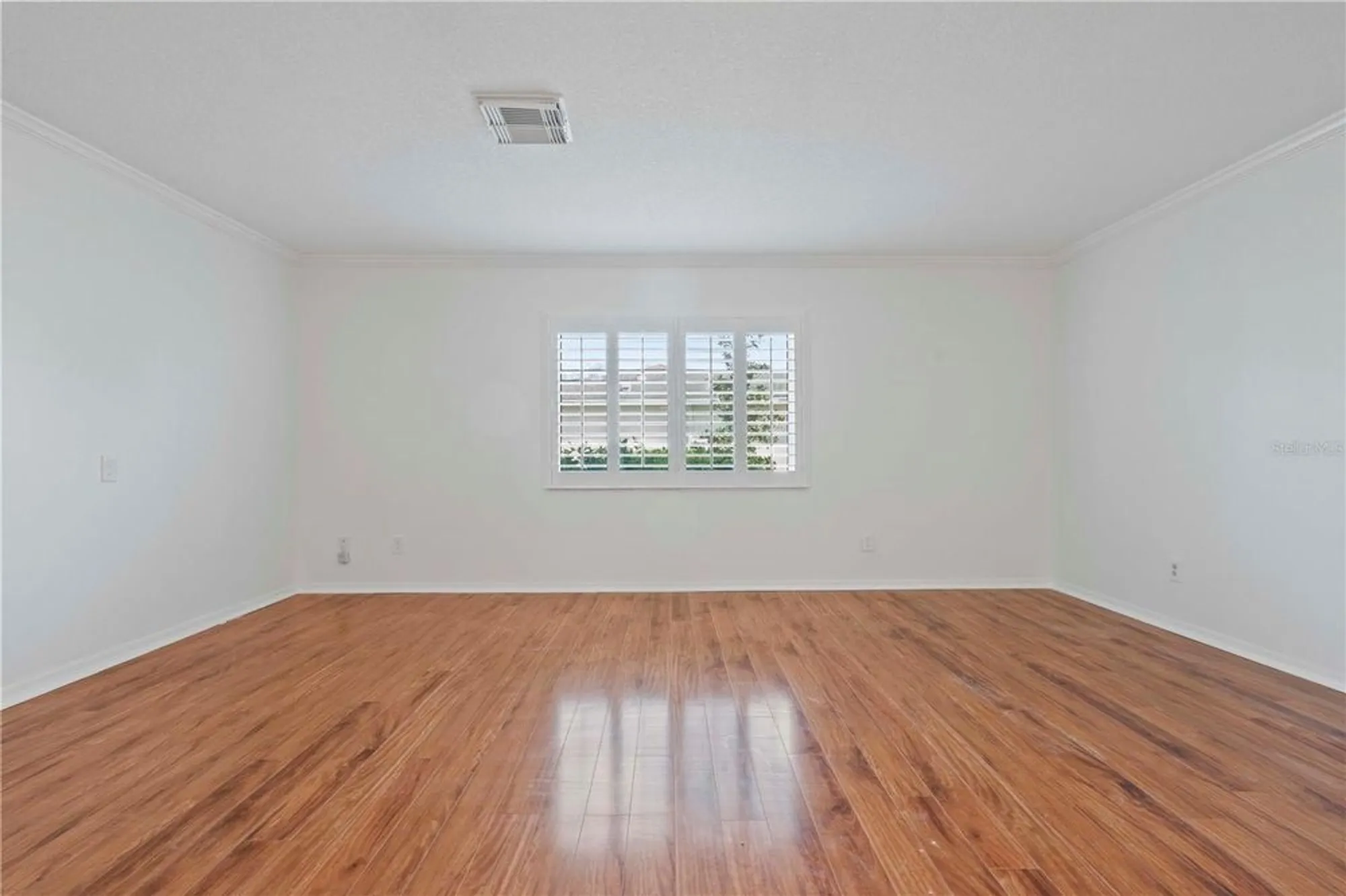 Property Slideshow image 13 of 55 | 2329 lancaster dr, Sun City Center, FL, 33573