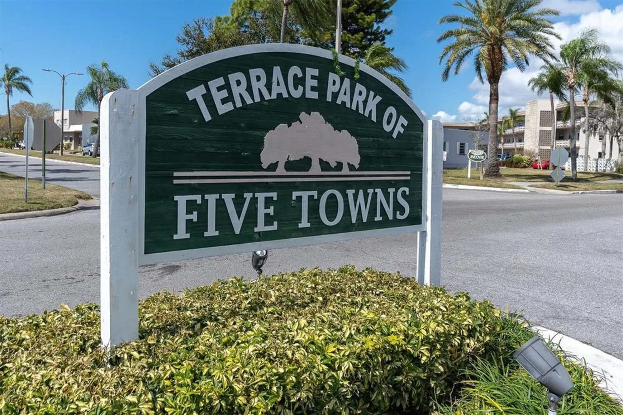 Property Slideshow image 31 of 48 | 8198 terrace garden dr n unit 511, Saint Petersburg, FL, 33709