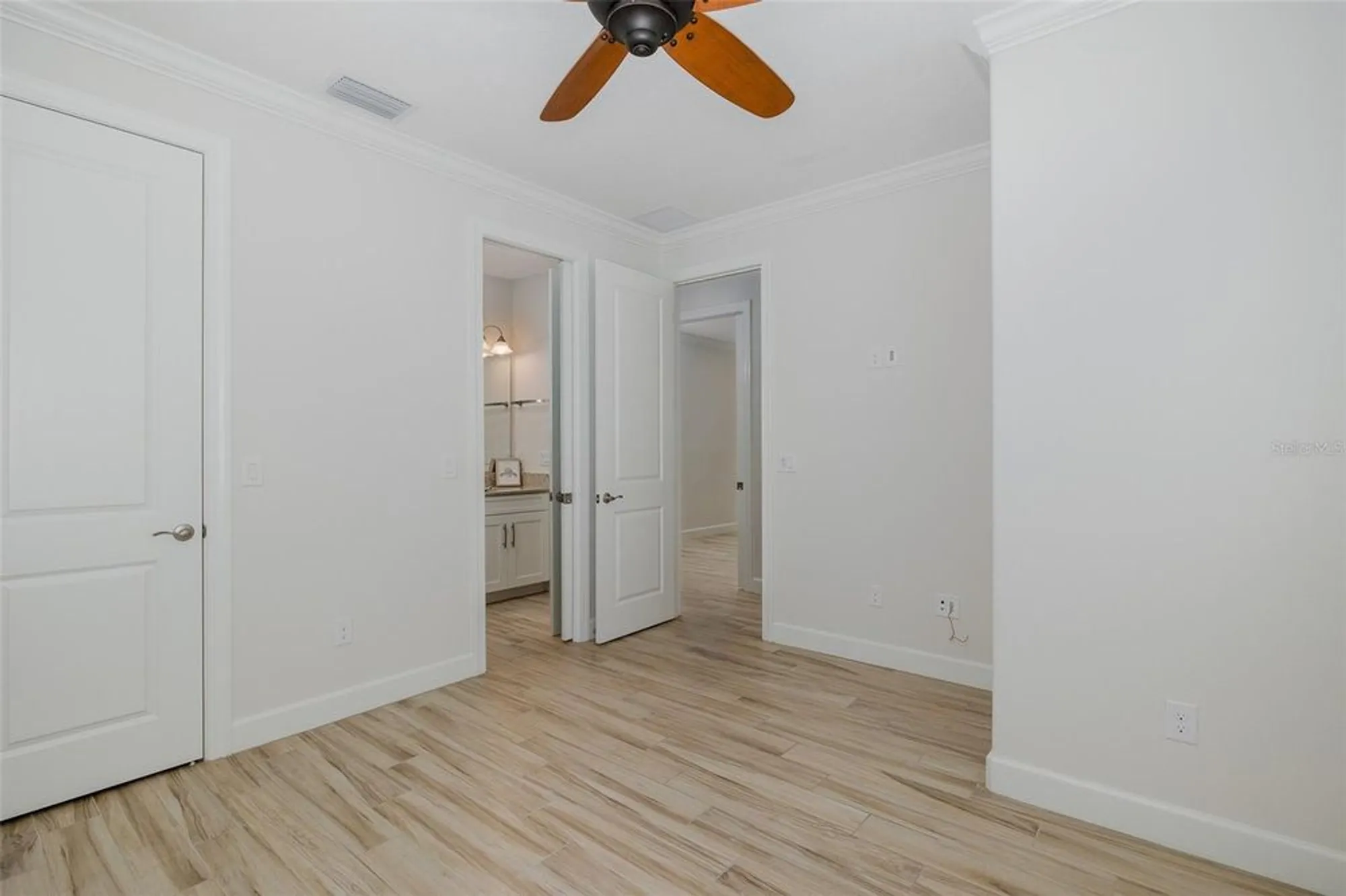 Property Slideshow image 40 of 100 | 11599 callisia dr, Odessa, FL, 33556