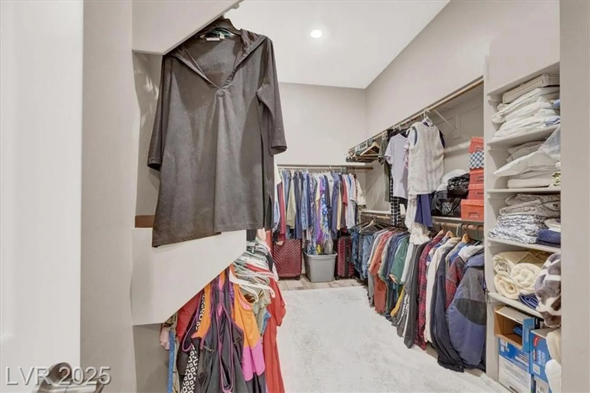 Property Slideshow image 34 of 48 | 400 middlestone ave, Henderson, NV, 89011