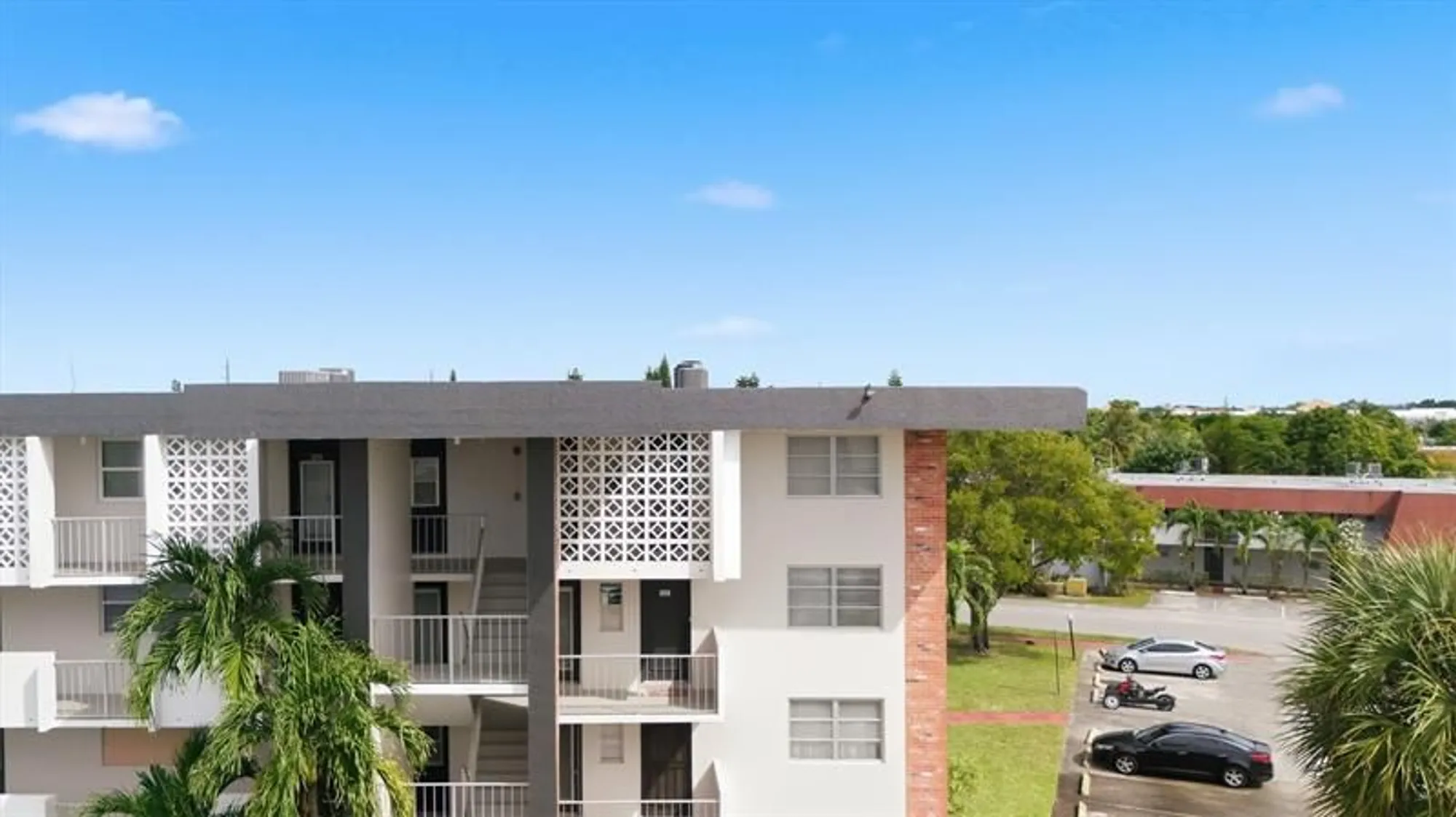 Property Slideshow image 28 of 44 | 2991 nw 46th ave 410, Lauderdale Lakes, FL, 33313