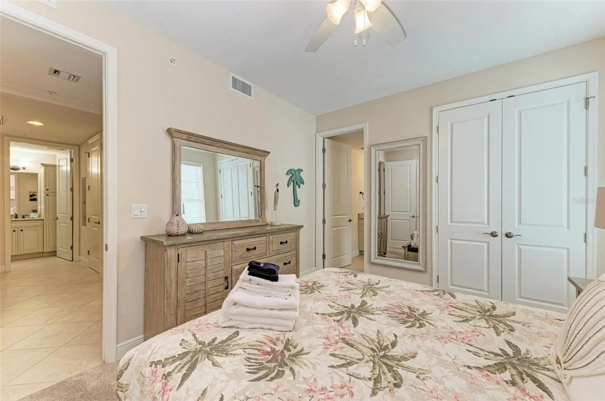 Property Slideshow image 32 of 89 | 391 aruba cir unit 302, Bradenton, FL, 34209