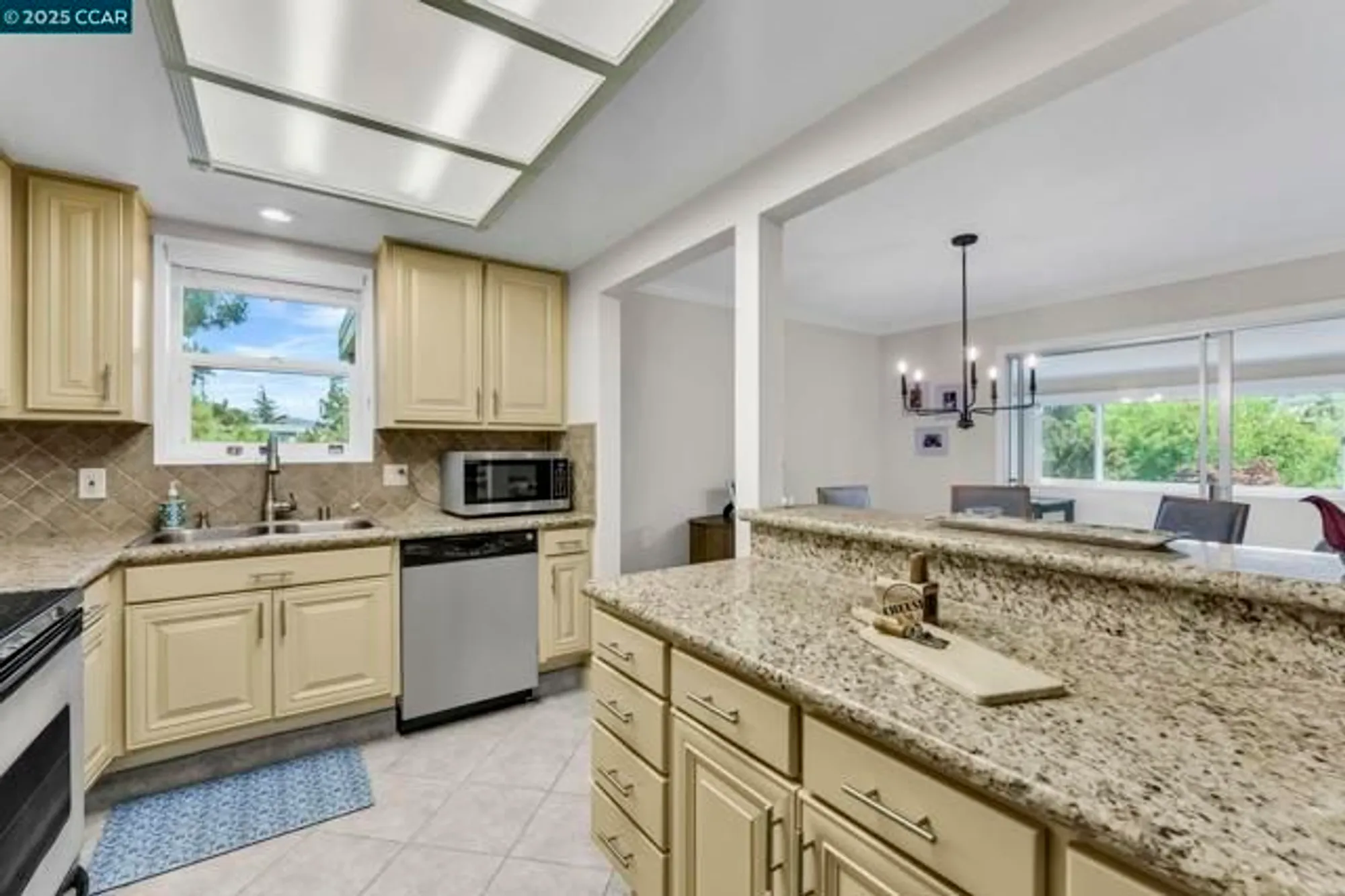 Property Slideshow image 16 of 46 | 1935 golden rain rd 1, Walnut Creek, CA, 94595