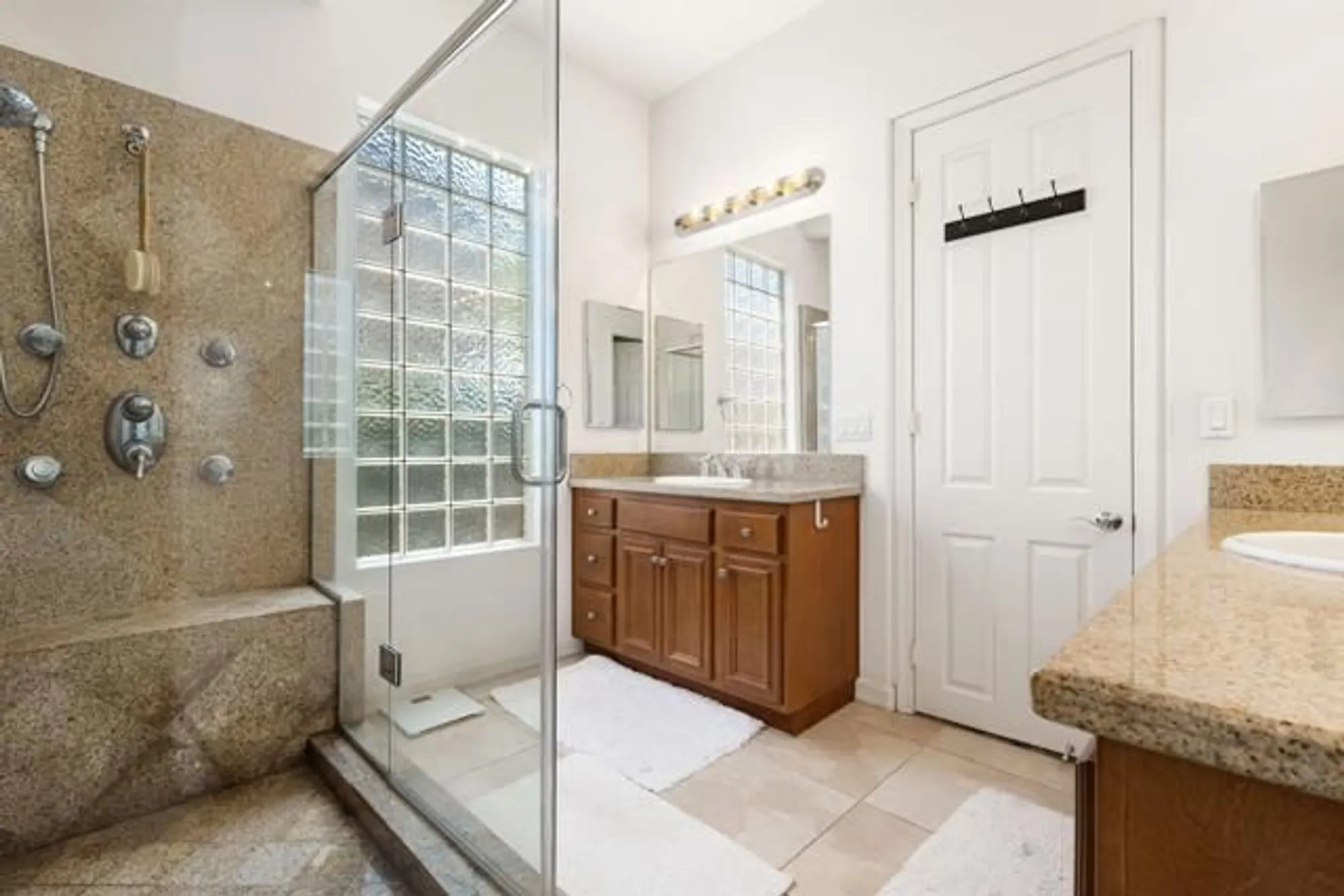 Property Slideshow image 22 of 77 | 81799 prism dr, La Quinta, CA, 92253