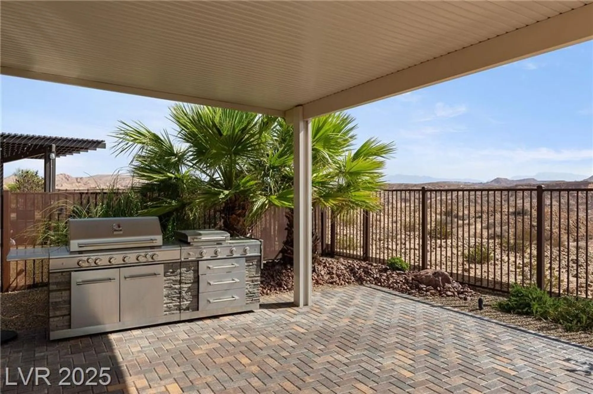 Property Slideshow image 14 of 32 | 1148 dreamcatcher blf, Mesquite, NV, 89034