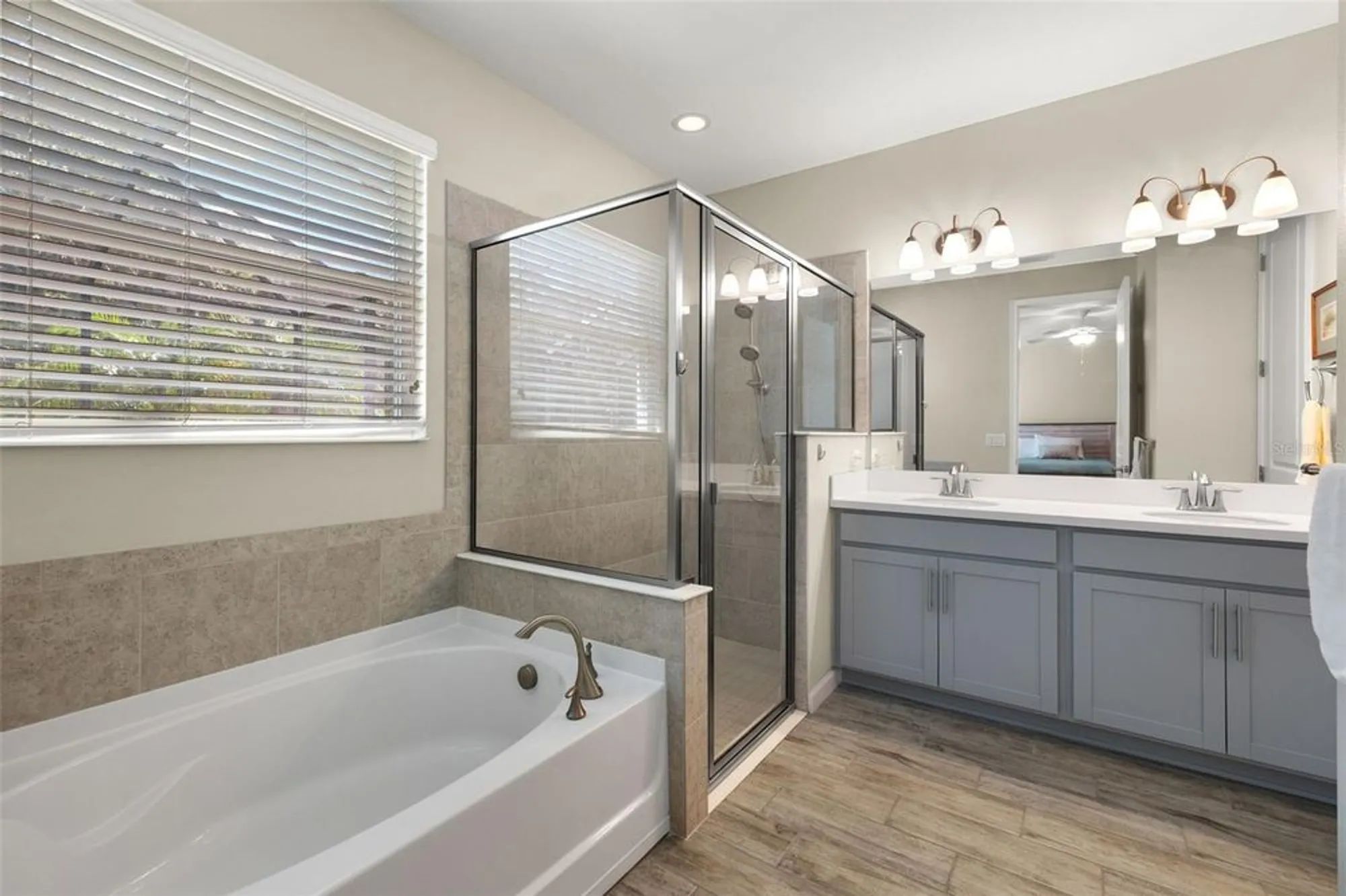 Property Slideshow image 20 of 45 | 11499 renaissance blvd, Venice, FL, 34293