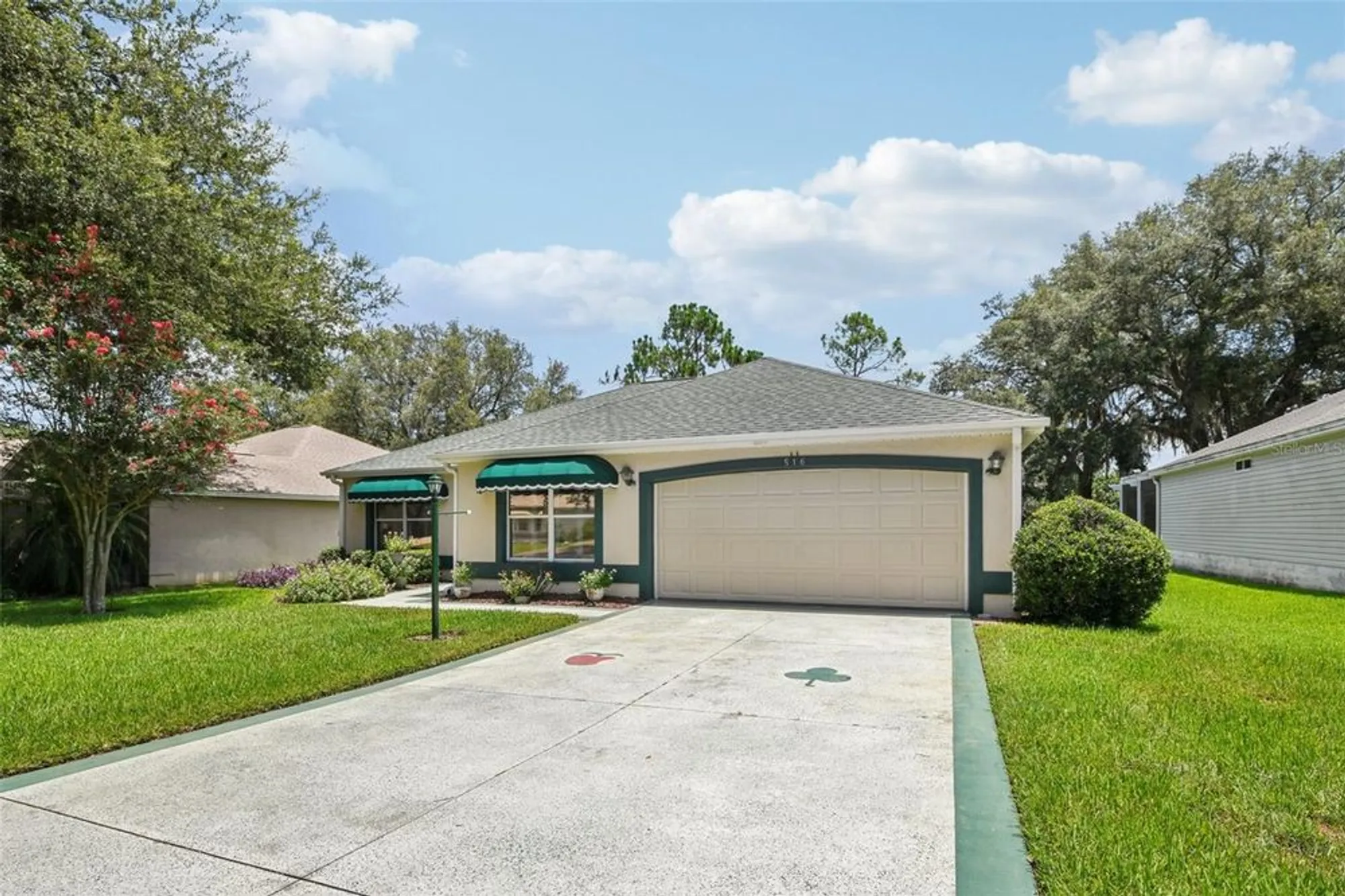 Property Slideshow image 5 of 53 | 516 loma paseo dr, The Villages, FL, 32159