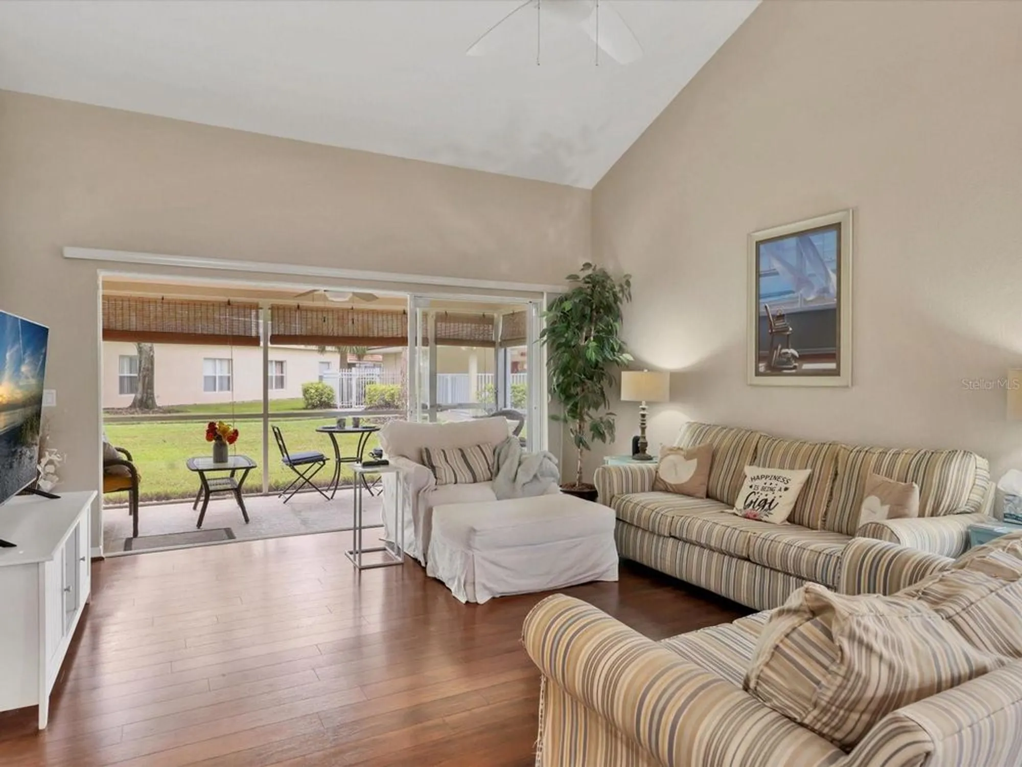 Property Slideshow image 12 of 53 | 7273 cedar hollow cir # 102, Bradenton, FL, 34203