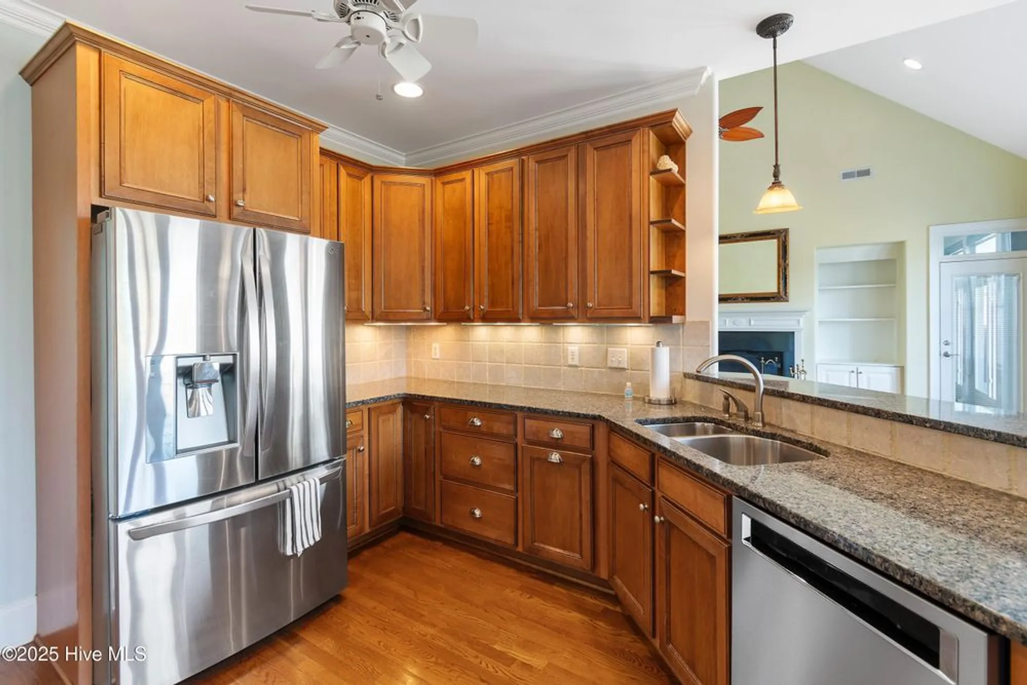 Property Slideshow image 16 of 52 | 3675 w medinah ave, Southport, NC, 28461