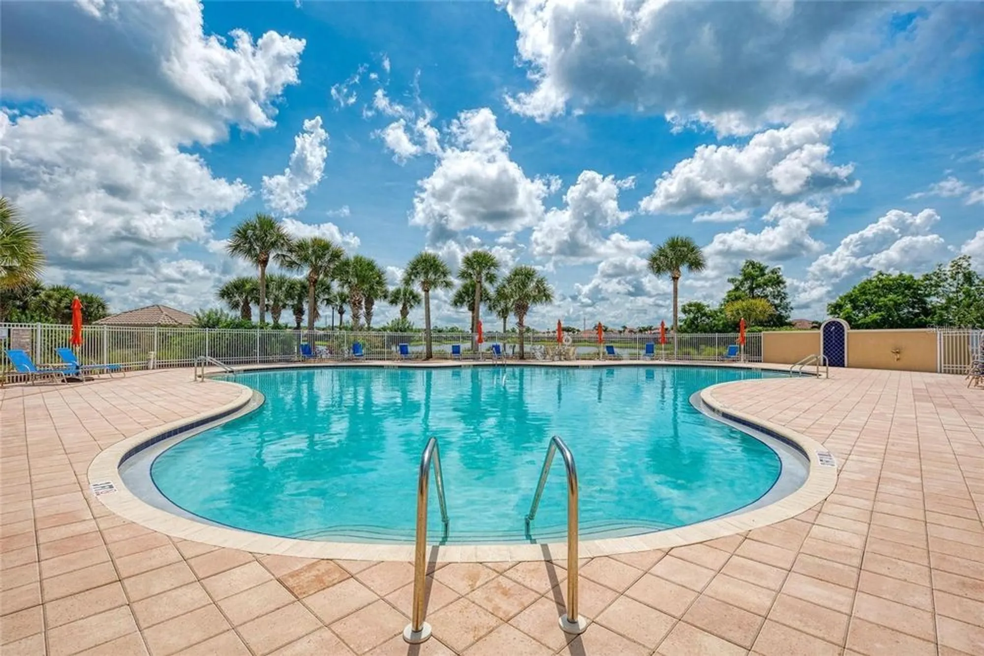 Property Slideshow image 45 of 51 | 1737 burgos dr, Sarasota, FL, 34238