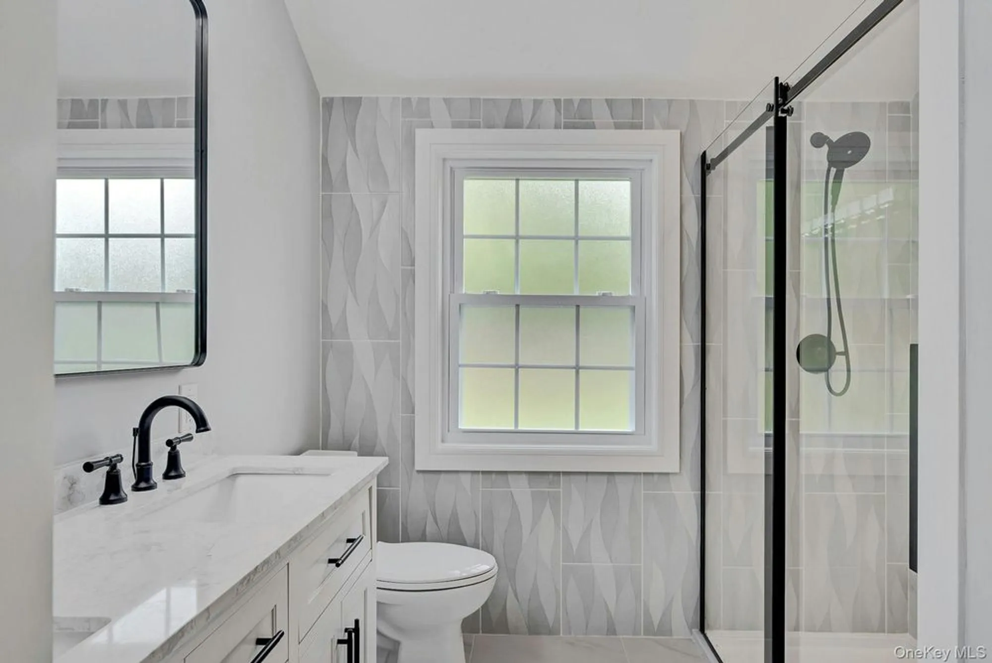 Property Slideshow image 22 of 41 | 509 oak bluff ct, Moriches, NY, 11955