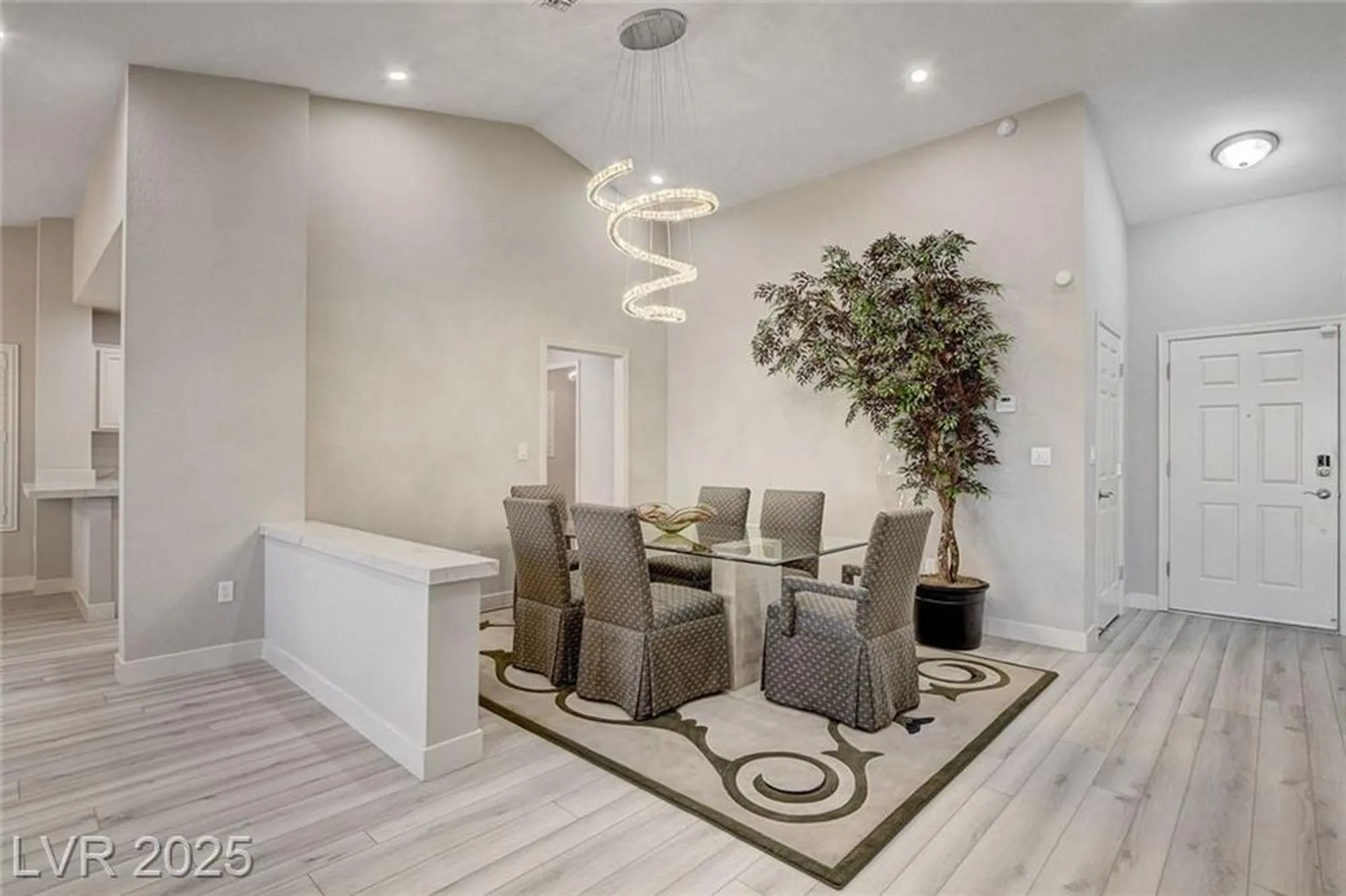 Property Slideshow image 20 of 42 | 10044 woodhouse dr, Las Vegas, NV, 89134