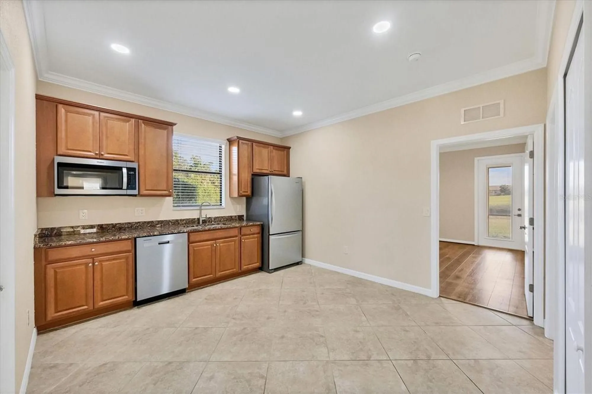 Property Slideshow image 11 of 63 | 6868 wild lake ter, Bradenton, FL, 34212