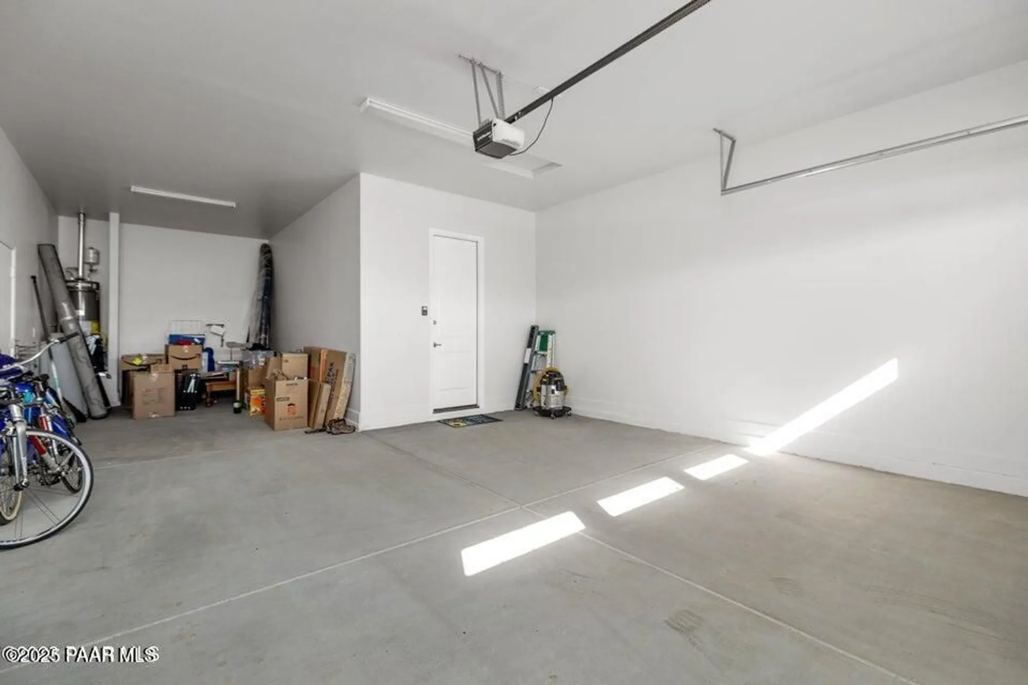 Property Slideshow image 4 of 19 | 7942 e carbon ct # 20-a, Prescott Valley, AZ, 86315