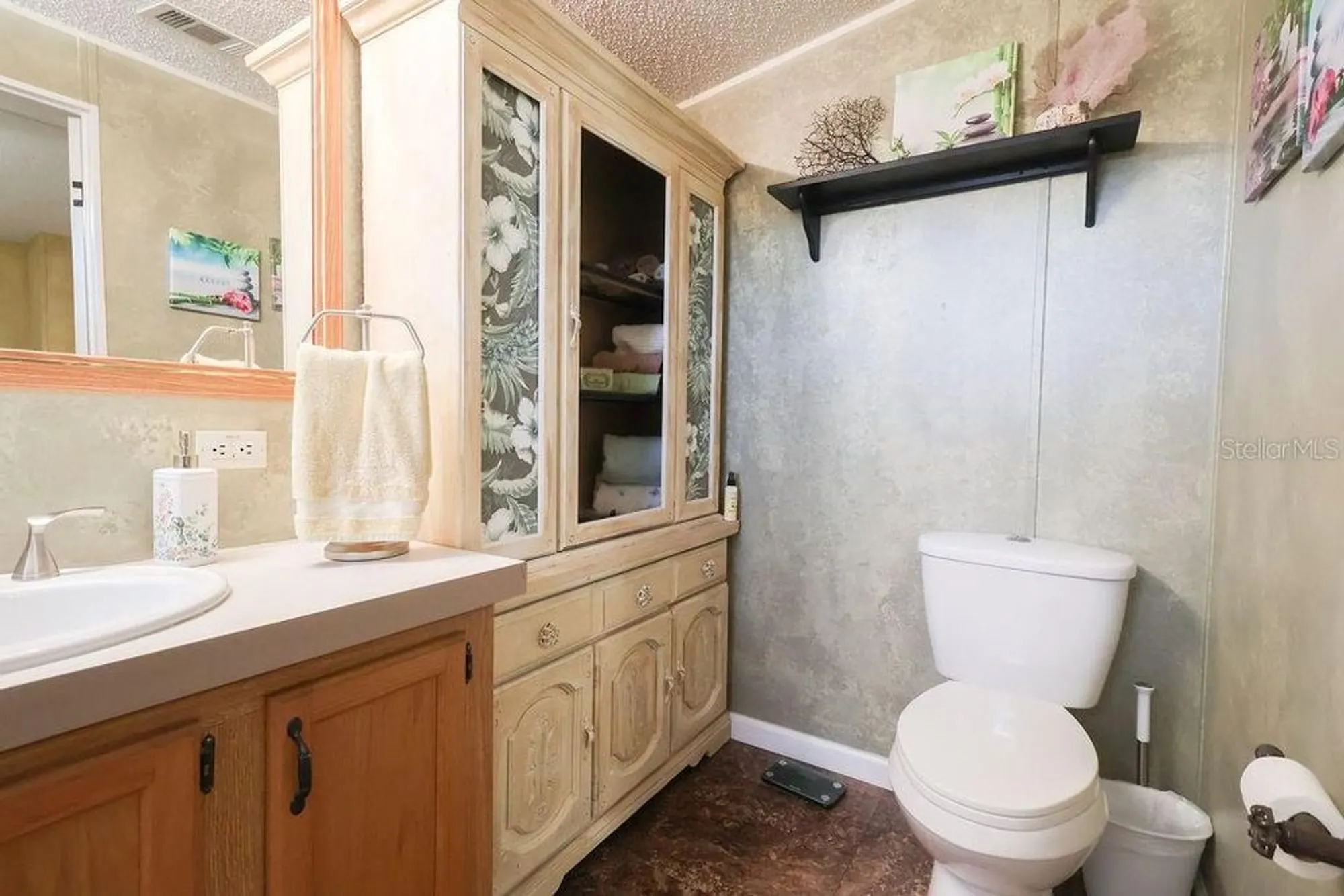 Property Slideshow image 13 of 45 | 8783 sw 66th ter, Ocala, FL, 34476