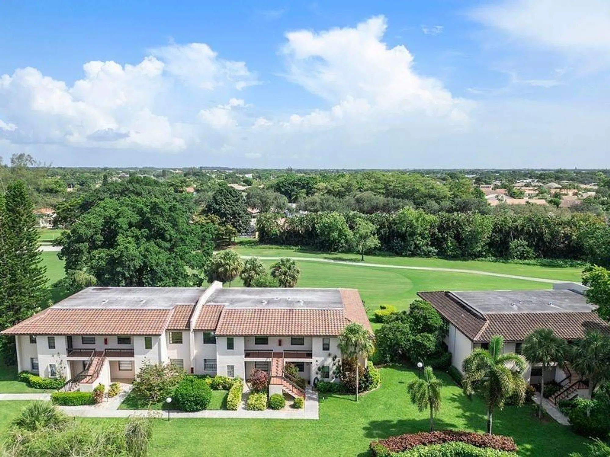 Property Slideshow image 4 of 38 | 21452 juego cir apt 31a, Boca Raton, FL, 33433