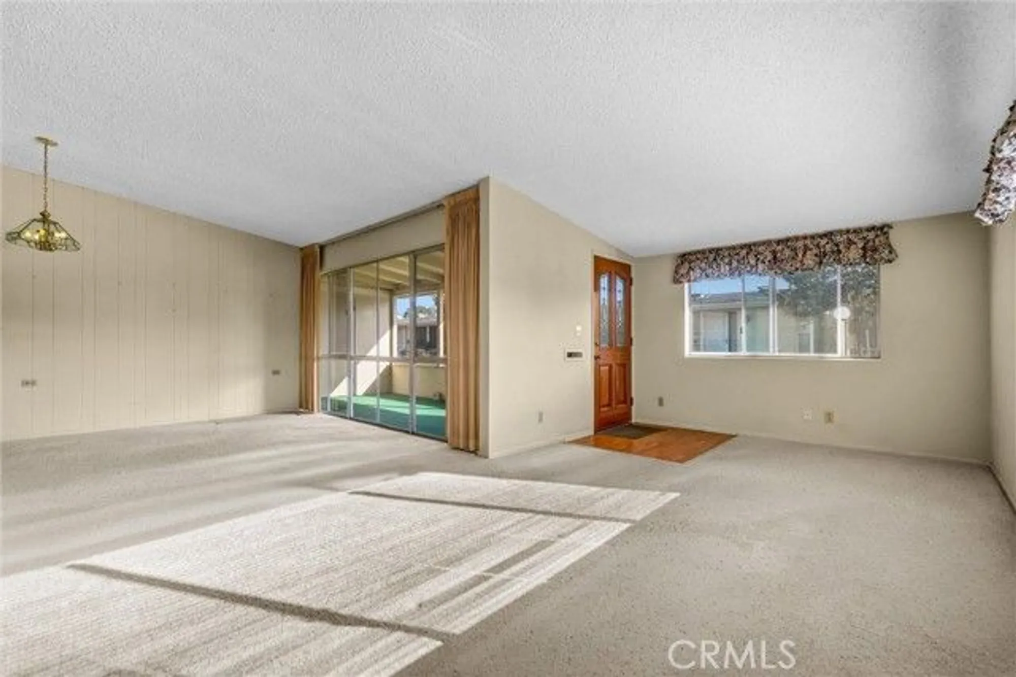 Property Slideshow image 8 of 28 | 13500 saint andrews dr apt 7f, Seal Beach, CA, 90740