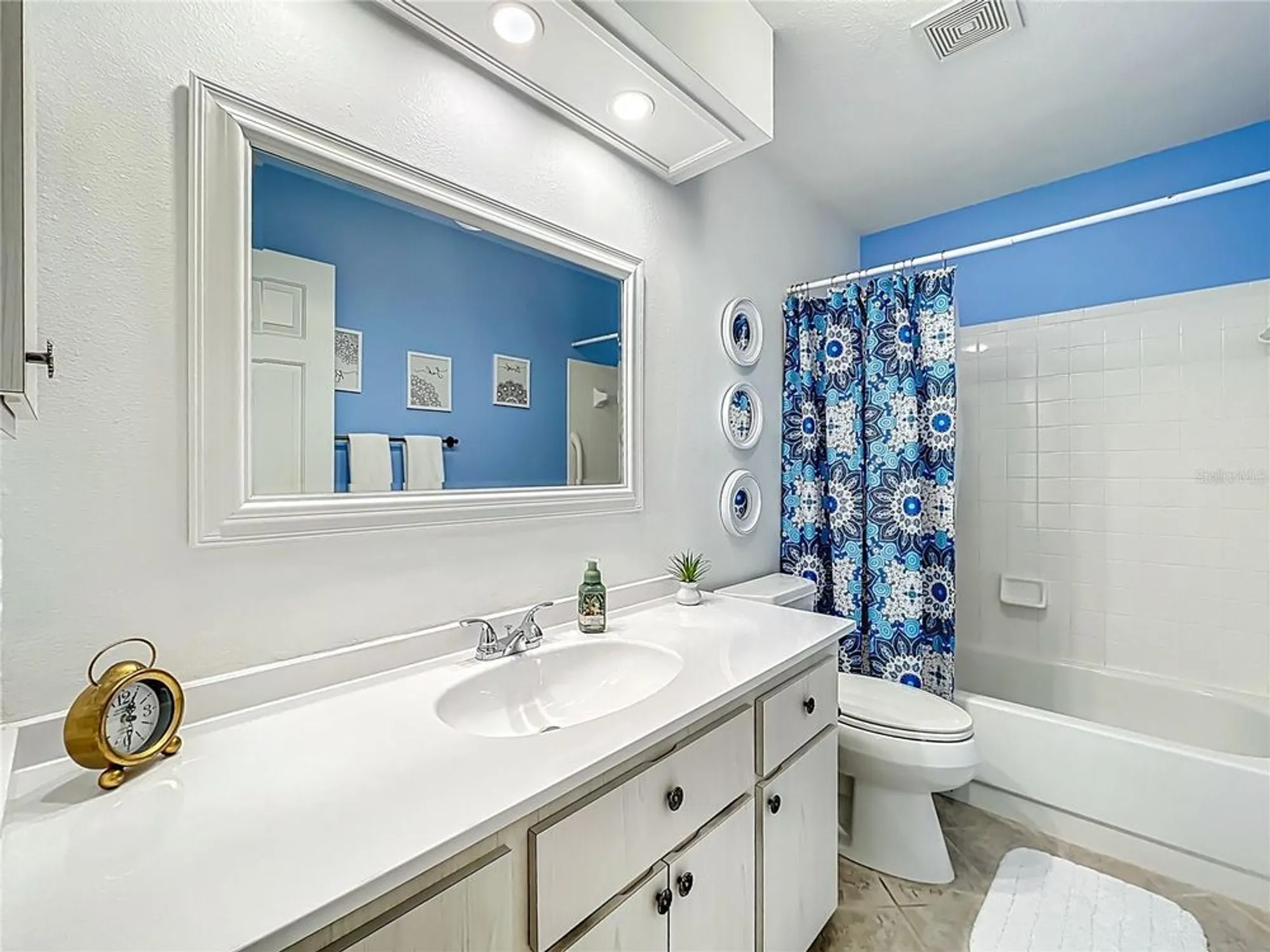 Property Slideshow image 29 of 61 | 26616 racquet cir, Leesburg, FL, 34748