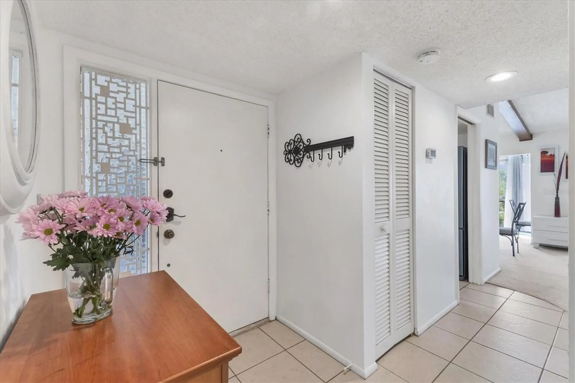 Property Slideshow image 25 of 64 | 2446 clubhouse cir unit 202, Sarasota, FL, 34232