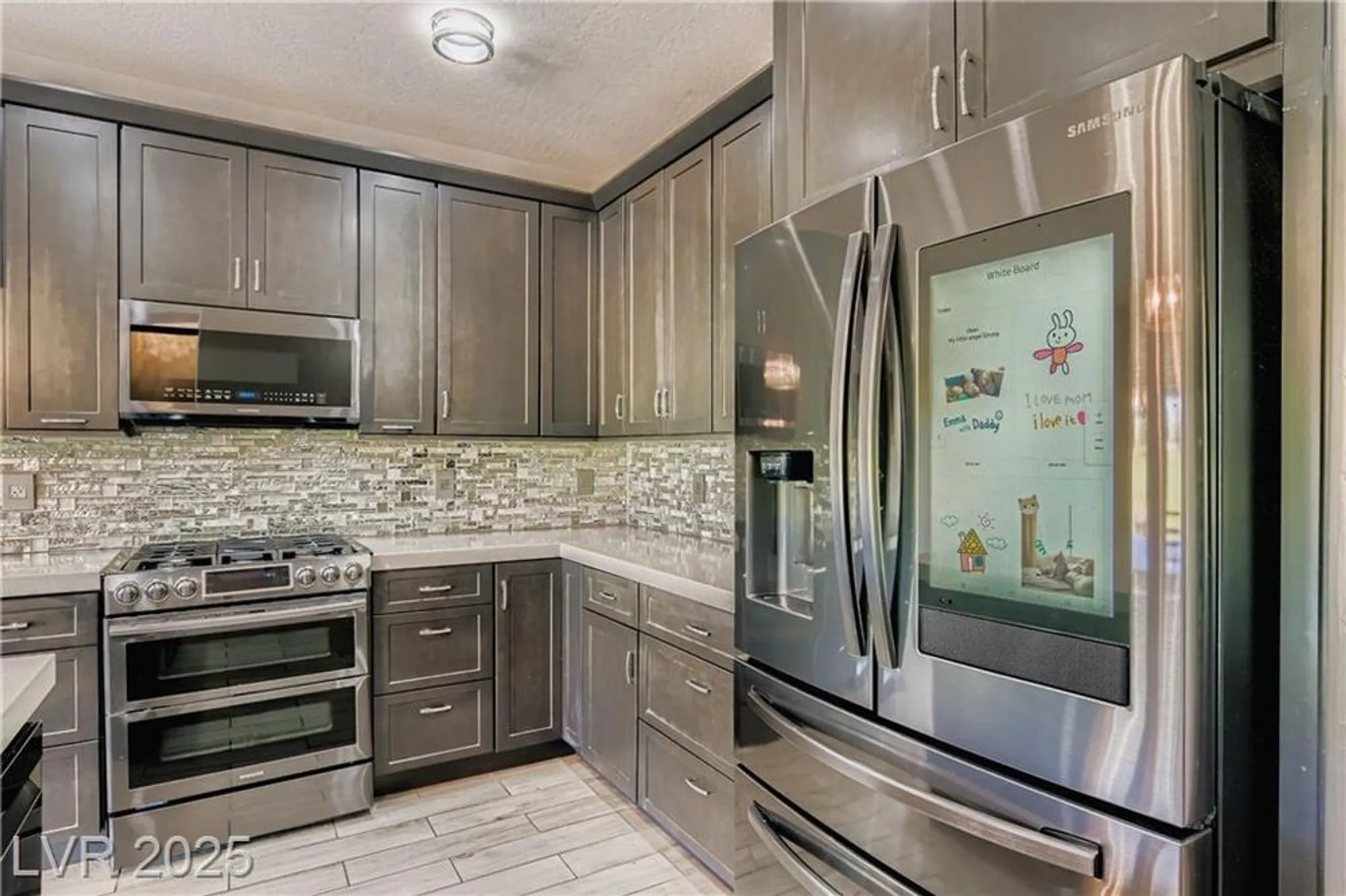 Property Slideshow image 9 of 53 | 7469 crested quail st, North Las Vegas, NV, 89084