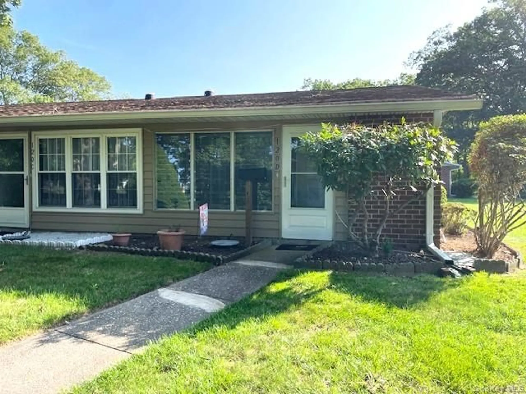 Property Slideshow image 1 of 14 | 120 exmore ct d, Ridge, NY, 11961