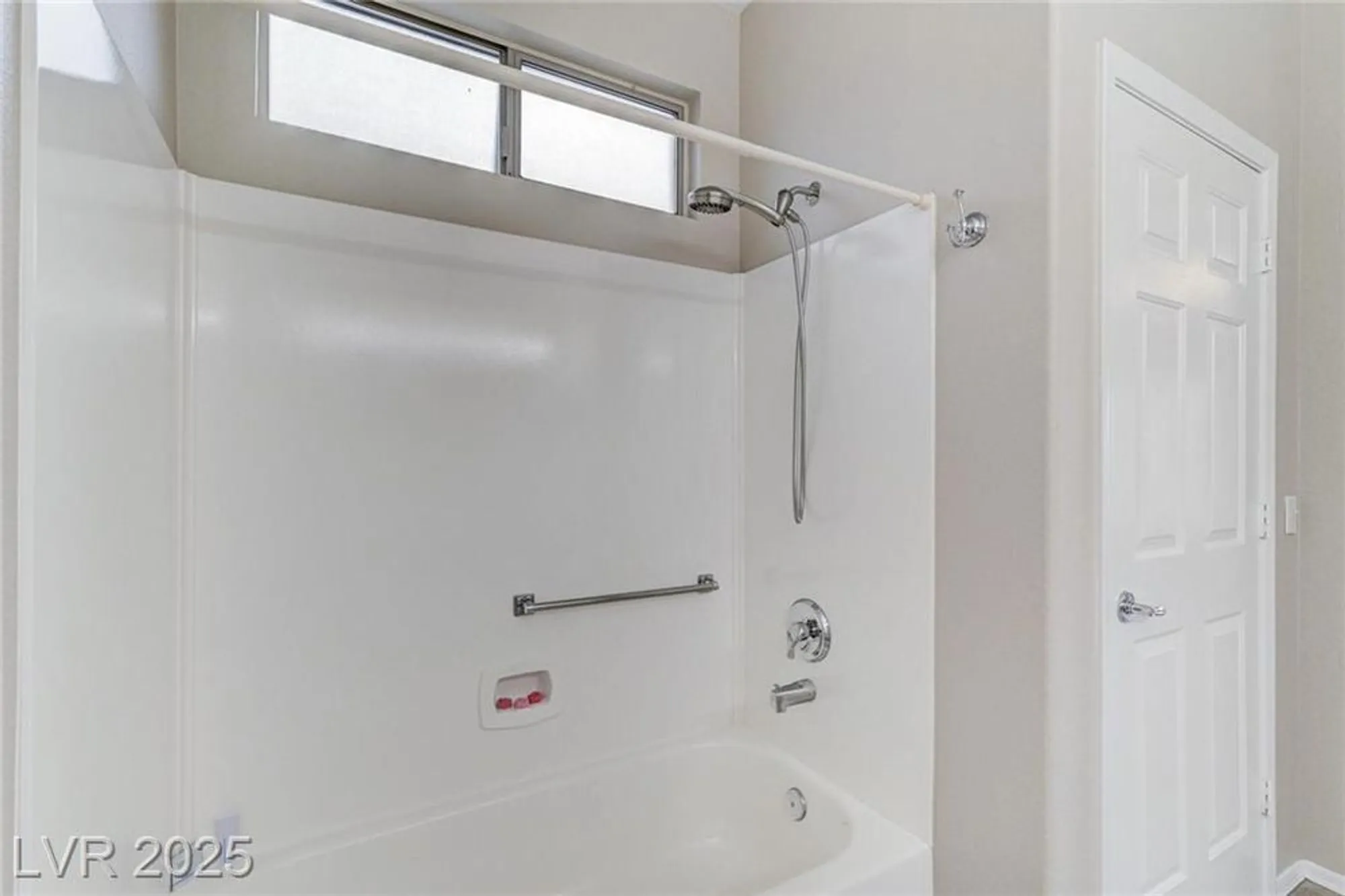 Property Slideshow image 43 of 93 | 2160 tiger links dr, Henderson, NV, 89012