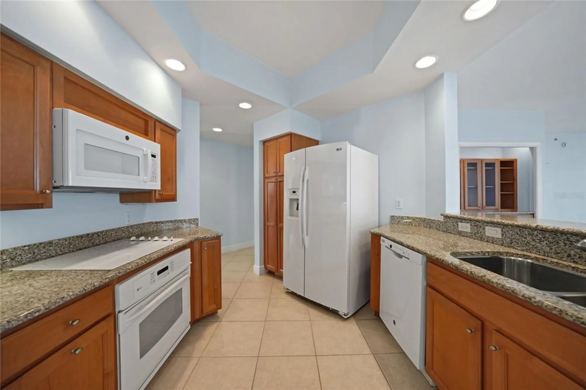 Property Slideshow image 15 of 65 | 3329 sunset key cir 308, Punta Gorda, FL, 33955