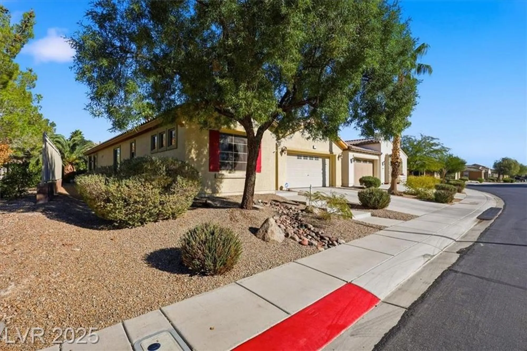 Property Slideshow image 6 of 38 | 3736 jasmine heights ave, North Las Vegas, NV, 89081