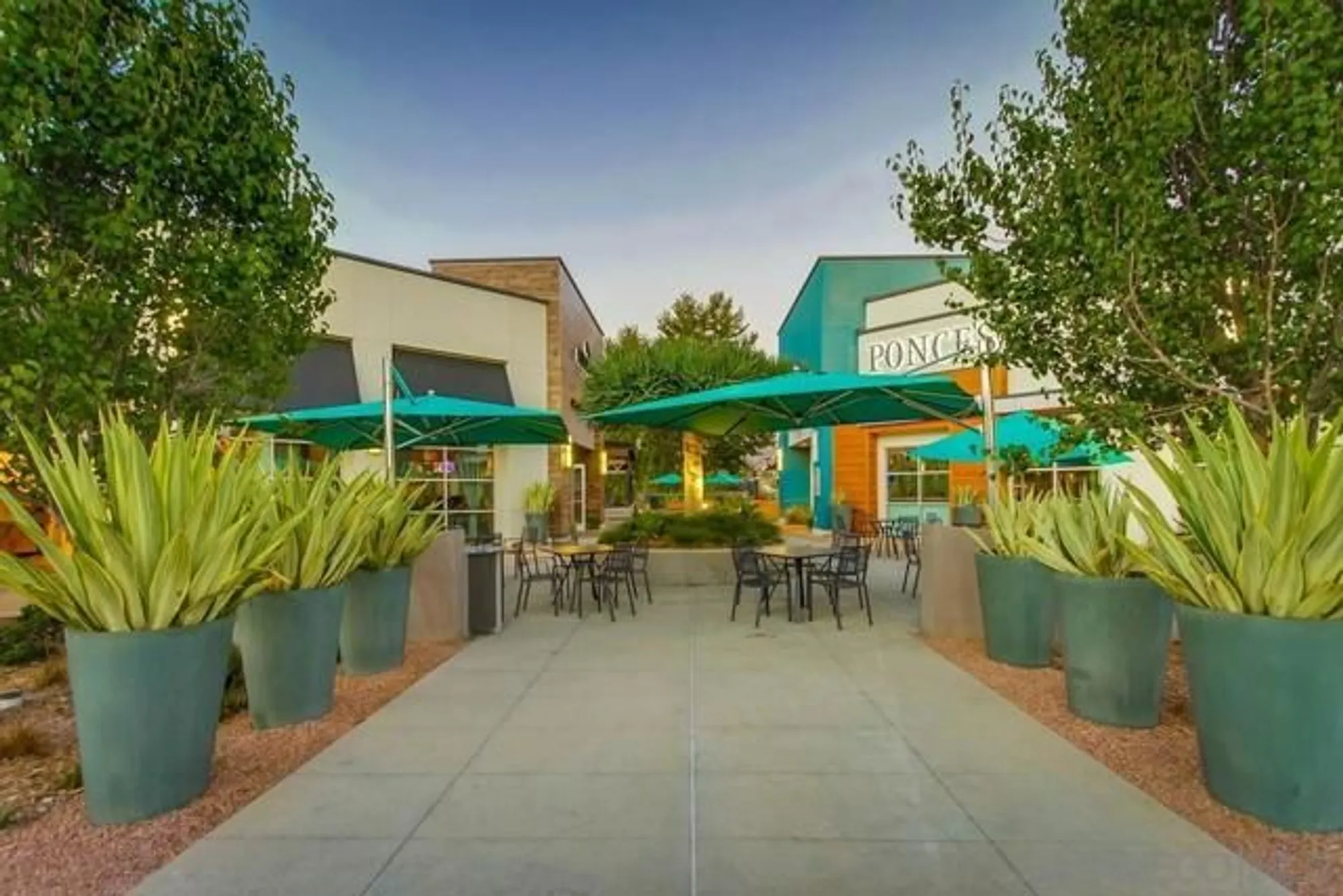 Property Slideshow image 58 of 59 | 16750 coyote bush dr 19, San Diego, CA, 92127