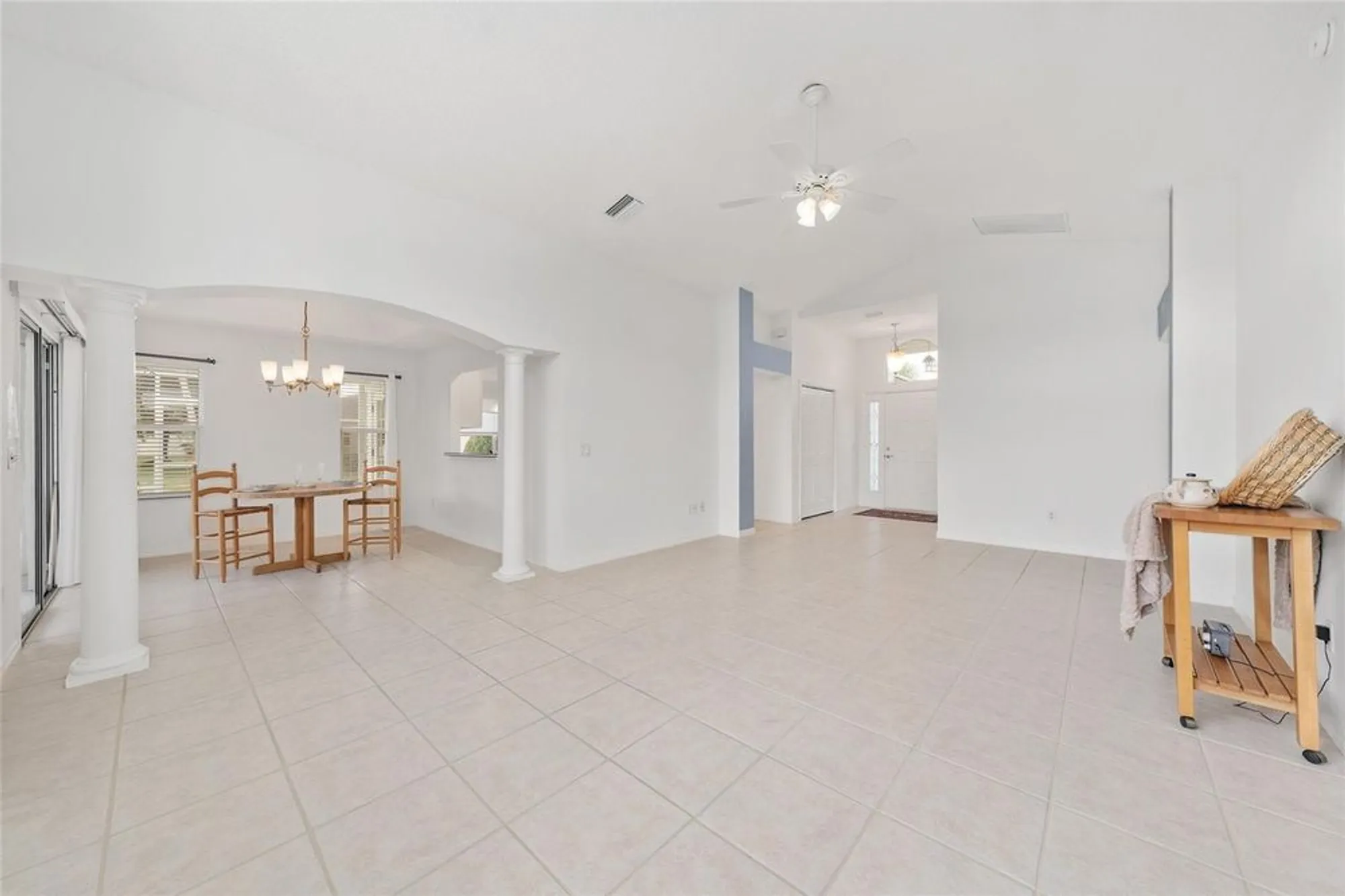 Property Slideshow image 17 of 72 | 560 smithfield pl, The Villages, FL, 32162