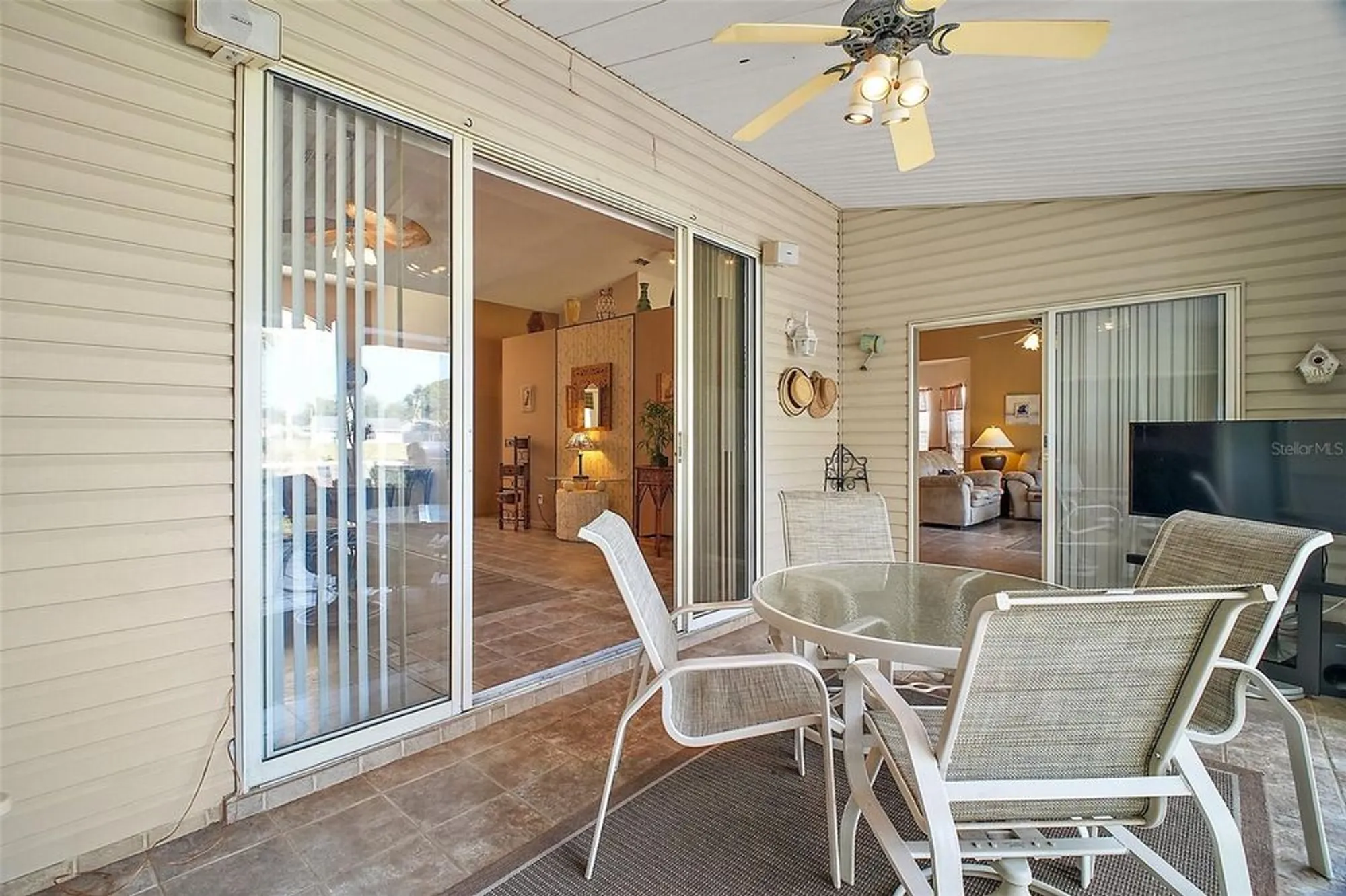 Property Slideshow image 32 of 36 | 25129 riverwalk dr, Leesburg, FL, 34748