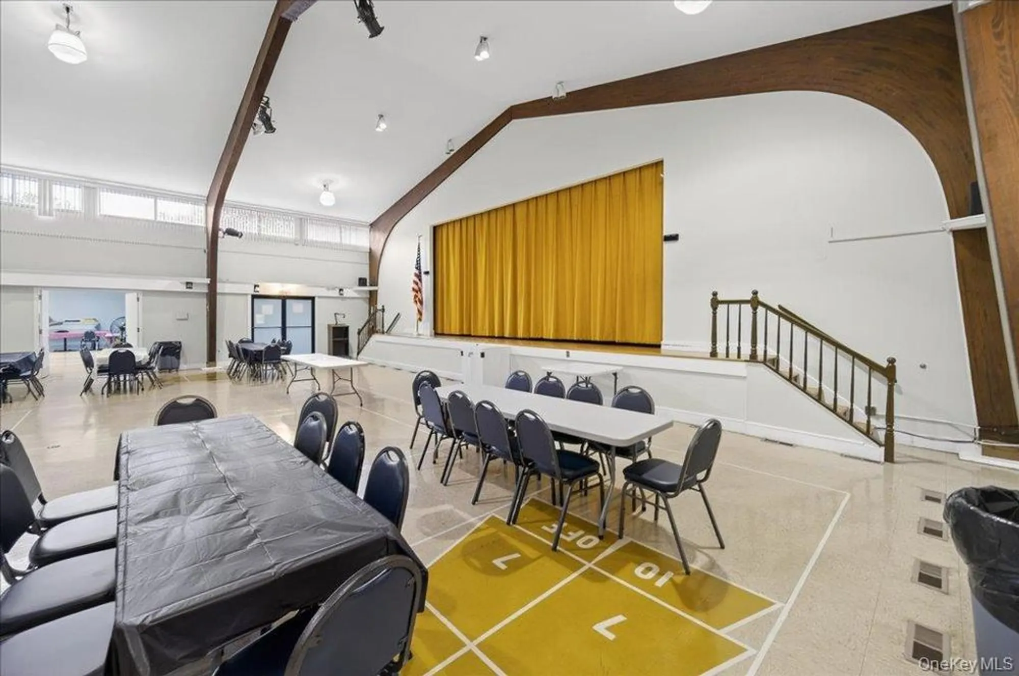 Property Slideshow image 36 of 44 | 129c columbia ct, Yorktown Heights, NY, 10598