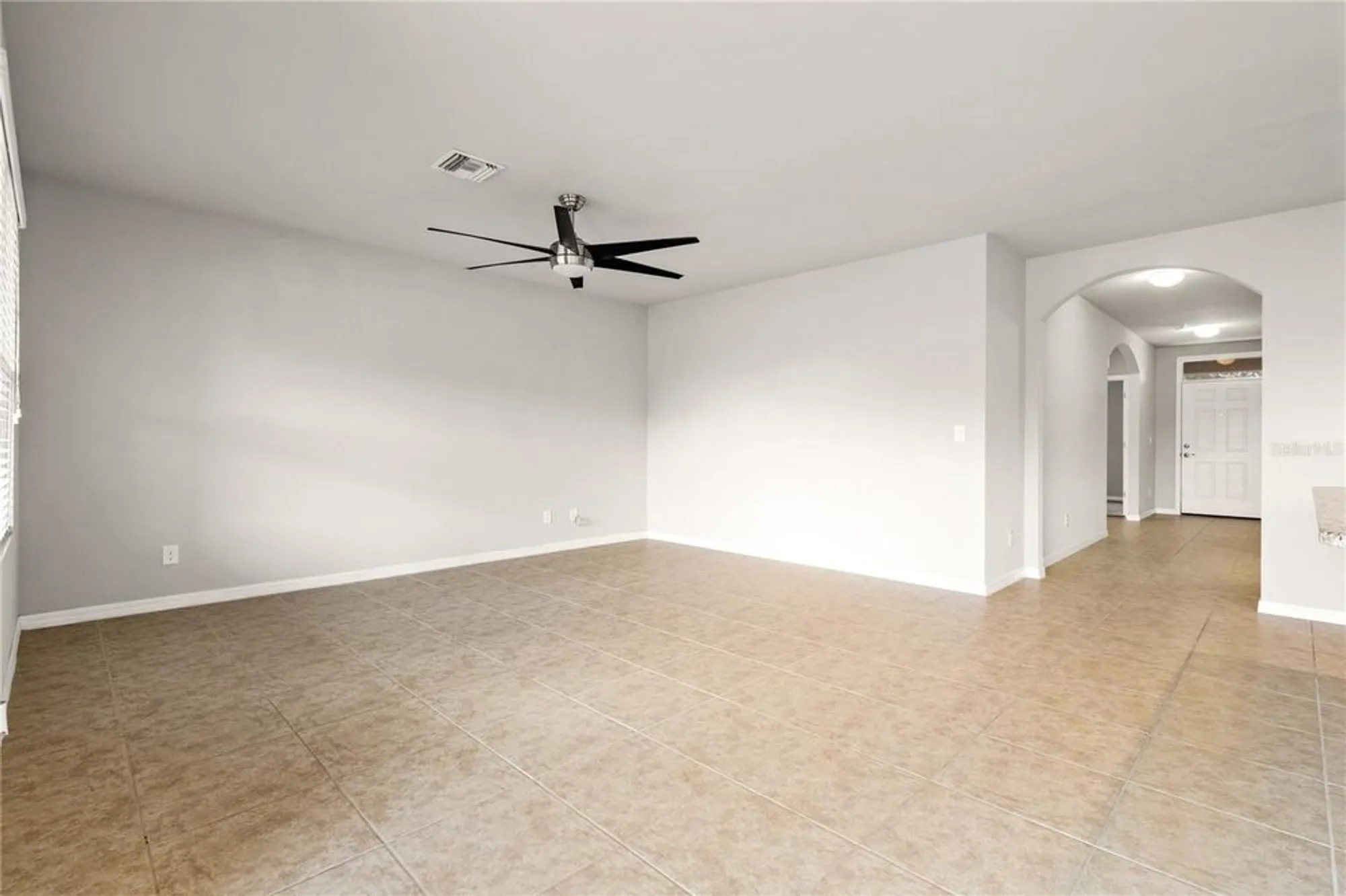 Property Slideshow image 32 of 48 | 15268 yellow wood dr, Alva, FL, 33920