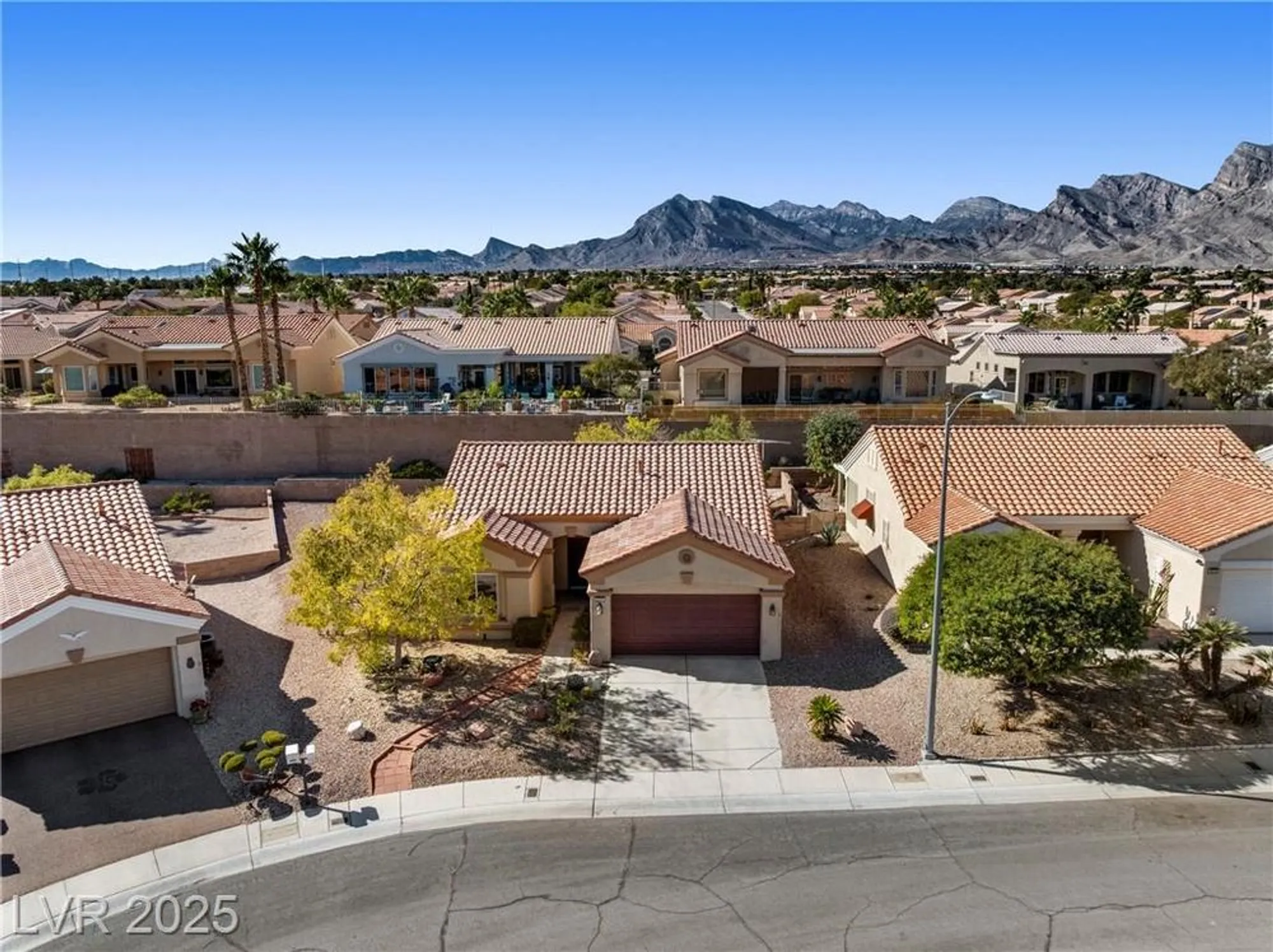 Property Slideshow image 20 of 38 | 2009 emery st, Las Vegas, NV, 89134