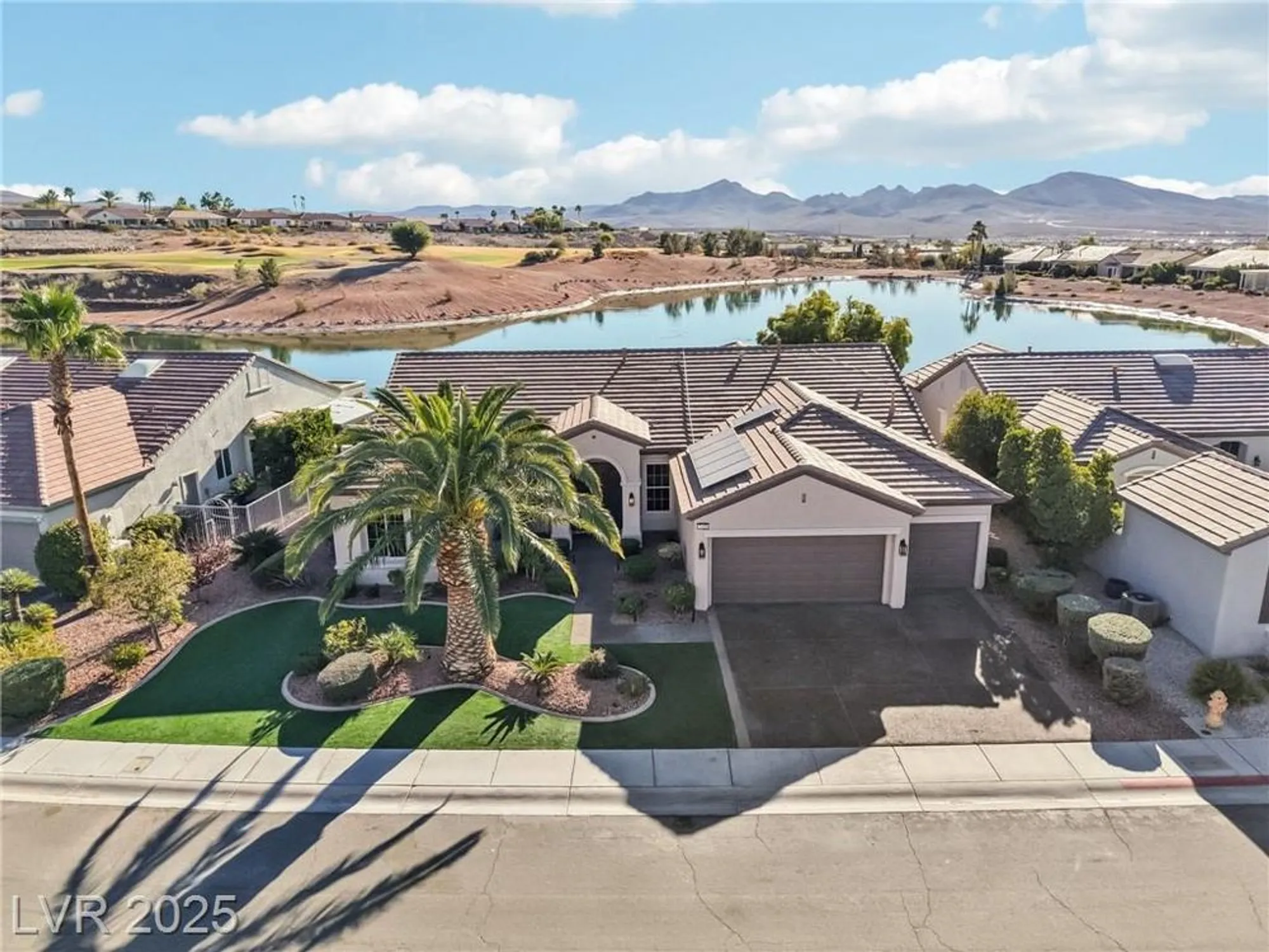 Property Slideshow image 66 of 84 | 2695 olivia heights ave, Henderson, NV, 89052