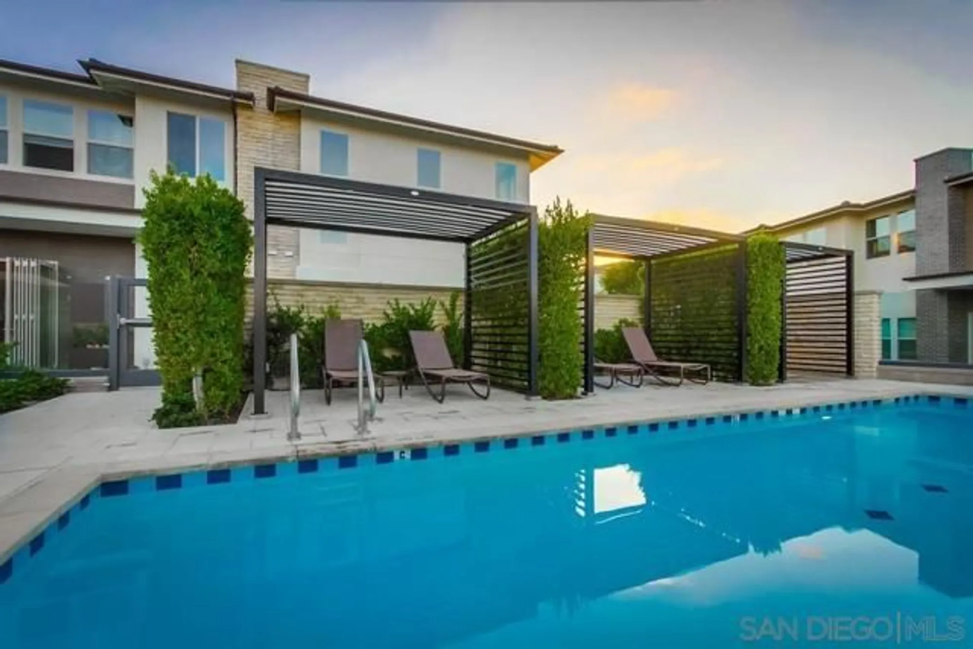 Property Slideshow image 42 of 59 | 16750 coyote bush dr 19, San Diego, CA, 92127