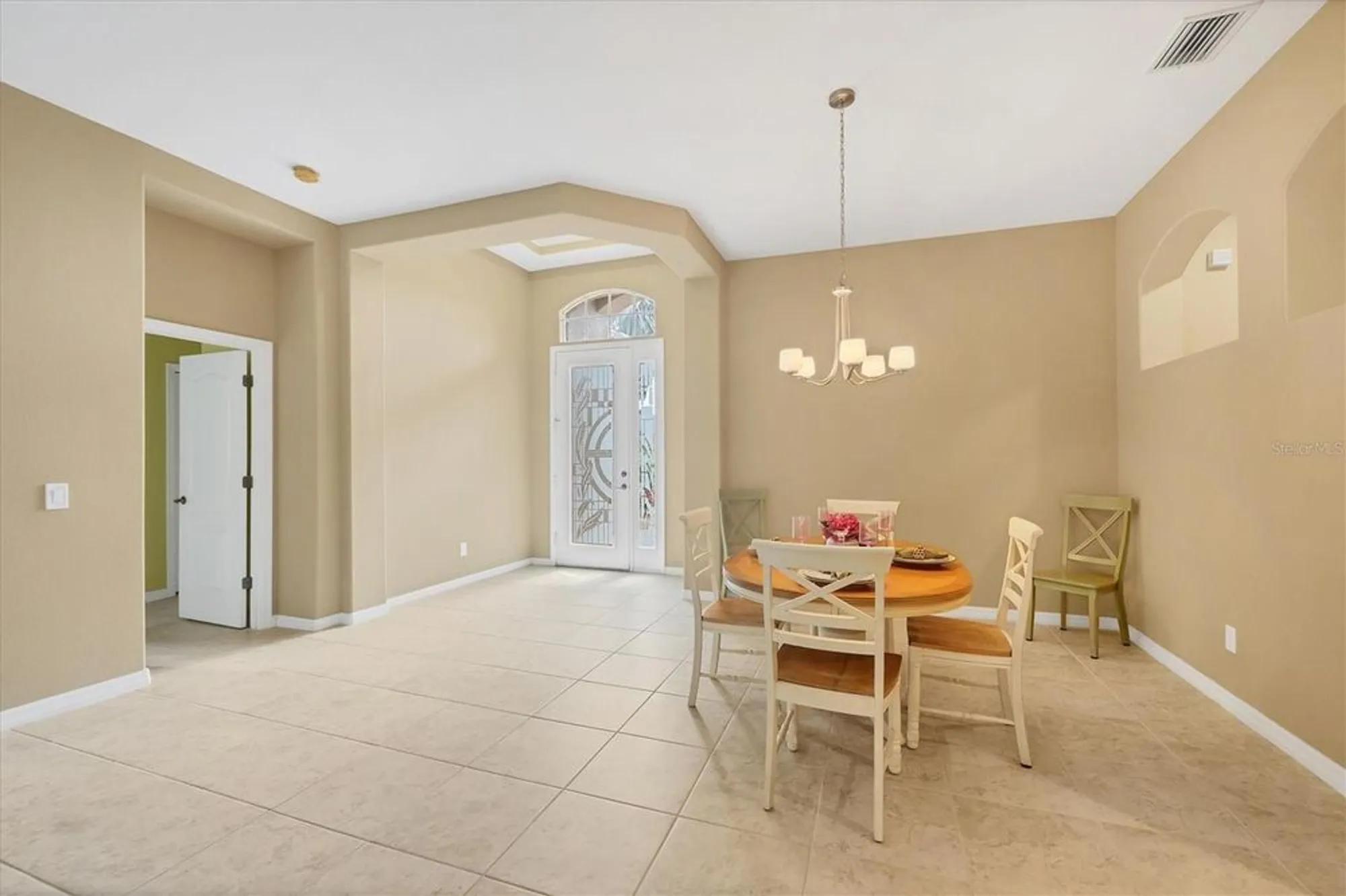 Property Slideshow image 9 of 70 | 1241 creek nine dr, North Port, FL, 34291