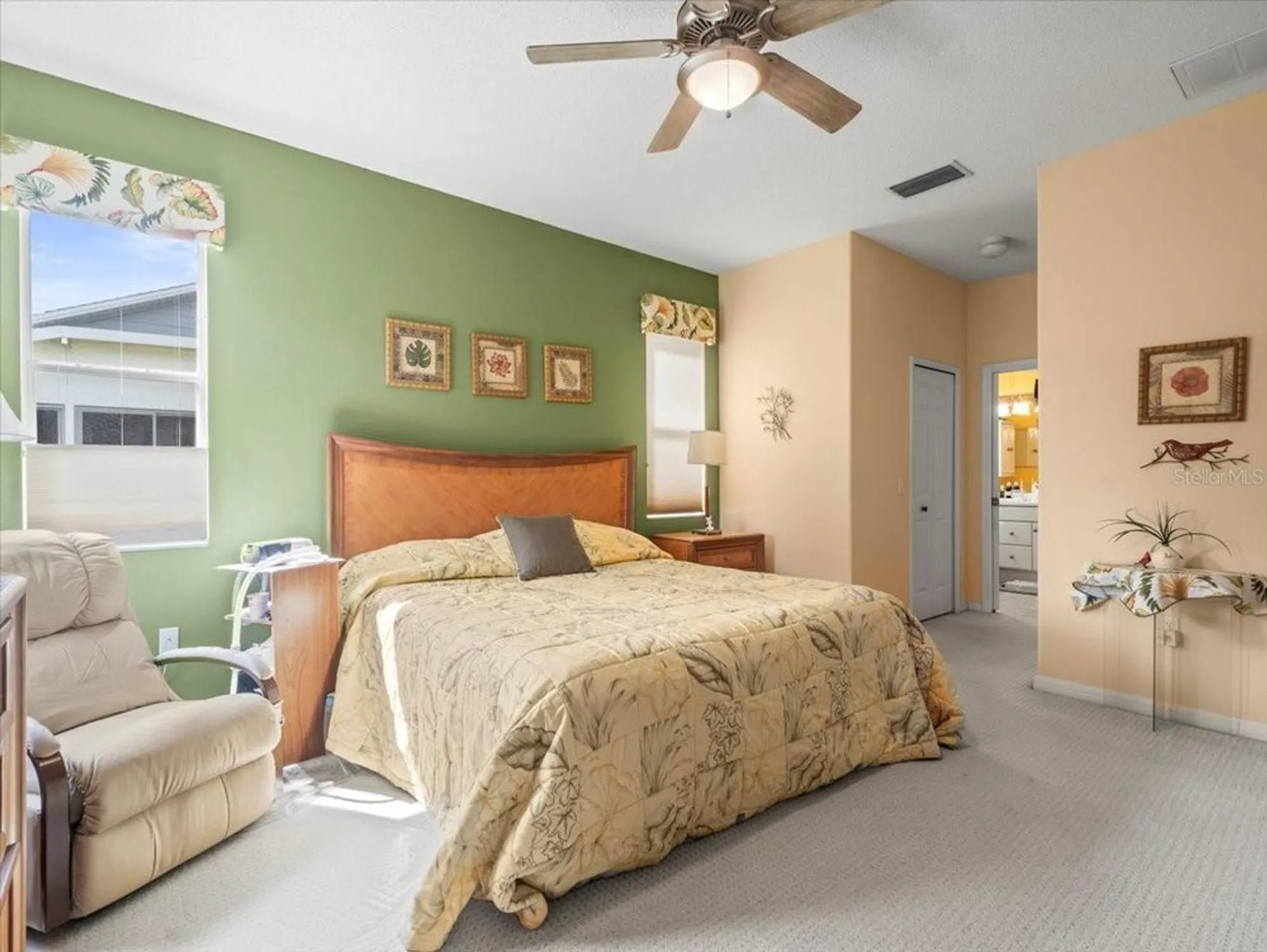 Property Slideshow image 27 of 57 | 18514 hidden pines way, Hudson, FL, 34667