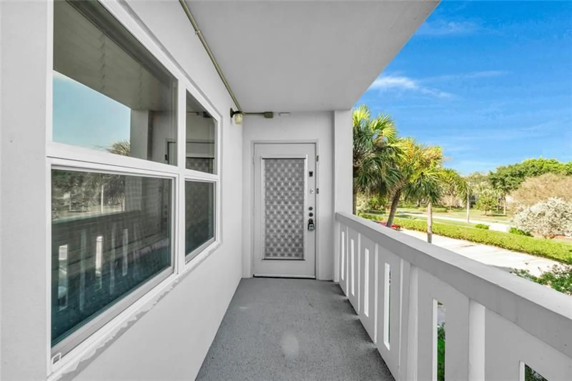 Property Slideshow image 1 of 24 | 3001 portofino isle m3, Coconut Creek, FL, 33066