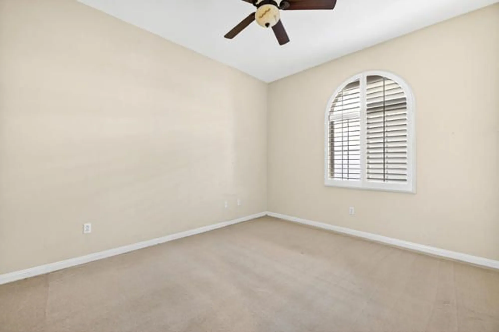 Property Slideshow image 33 of 69 | 81073 avenida tres lagunas, Indio, CA, 92203
